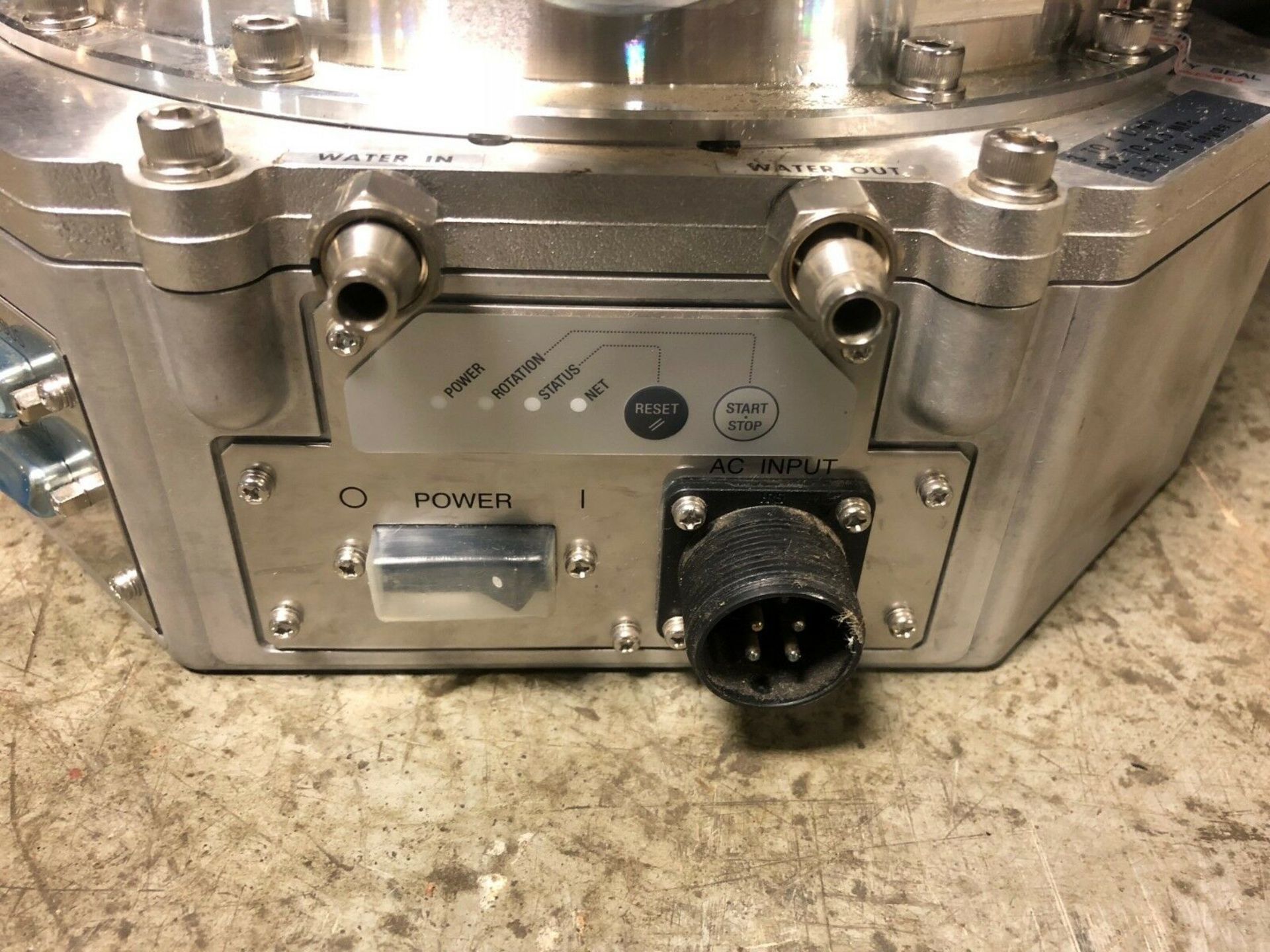 SHIMADZU TURBO MOLECULAR PUMP MODEL TMP- V2304LM TURBOPUMP 2304-PB 21 - Image 2 of 7