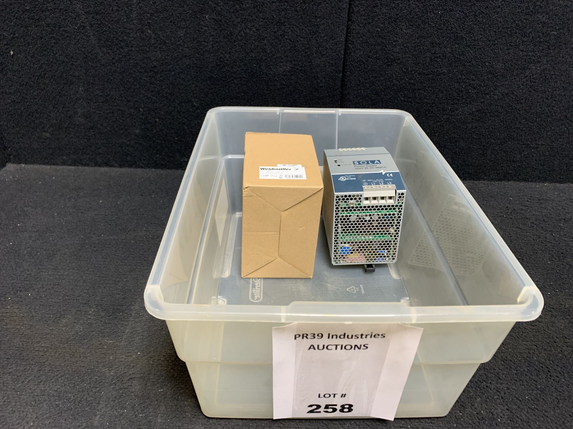 NEW IN BOX - WEIDMULLER 1469480000 POWER SUPPLY 24VDC 5A 120W| NEW OUT OF BOX - SOLA SDN-20-24-480CC