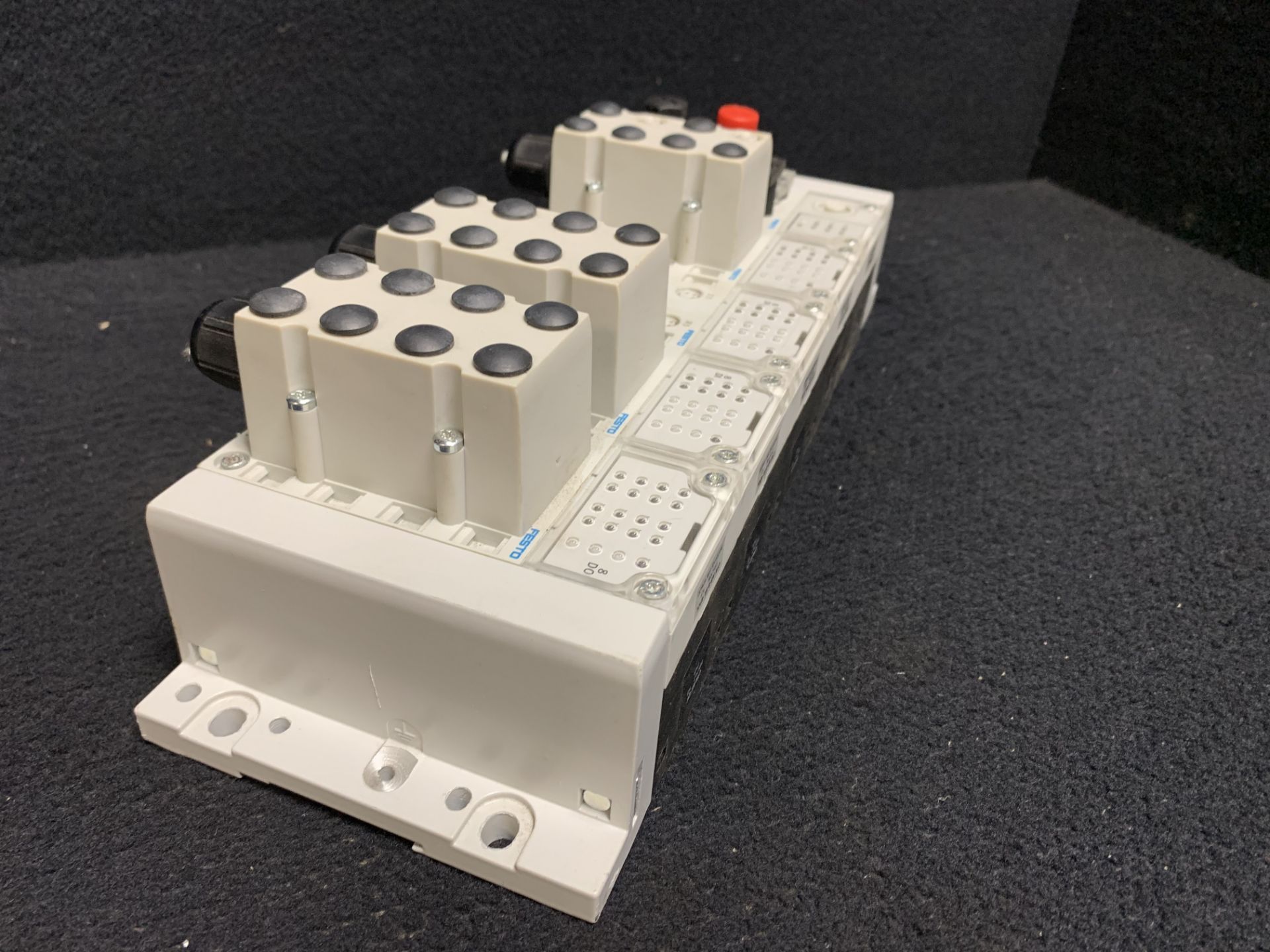 SMC SQ1231DN-5-C6-Q VALVE DOUBLE PLUG-IN - Image 5 of 5