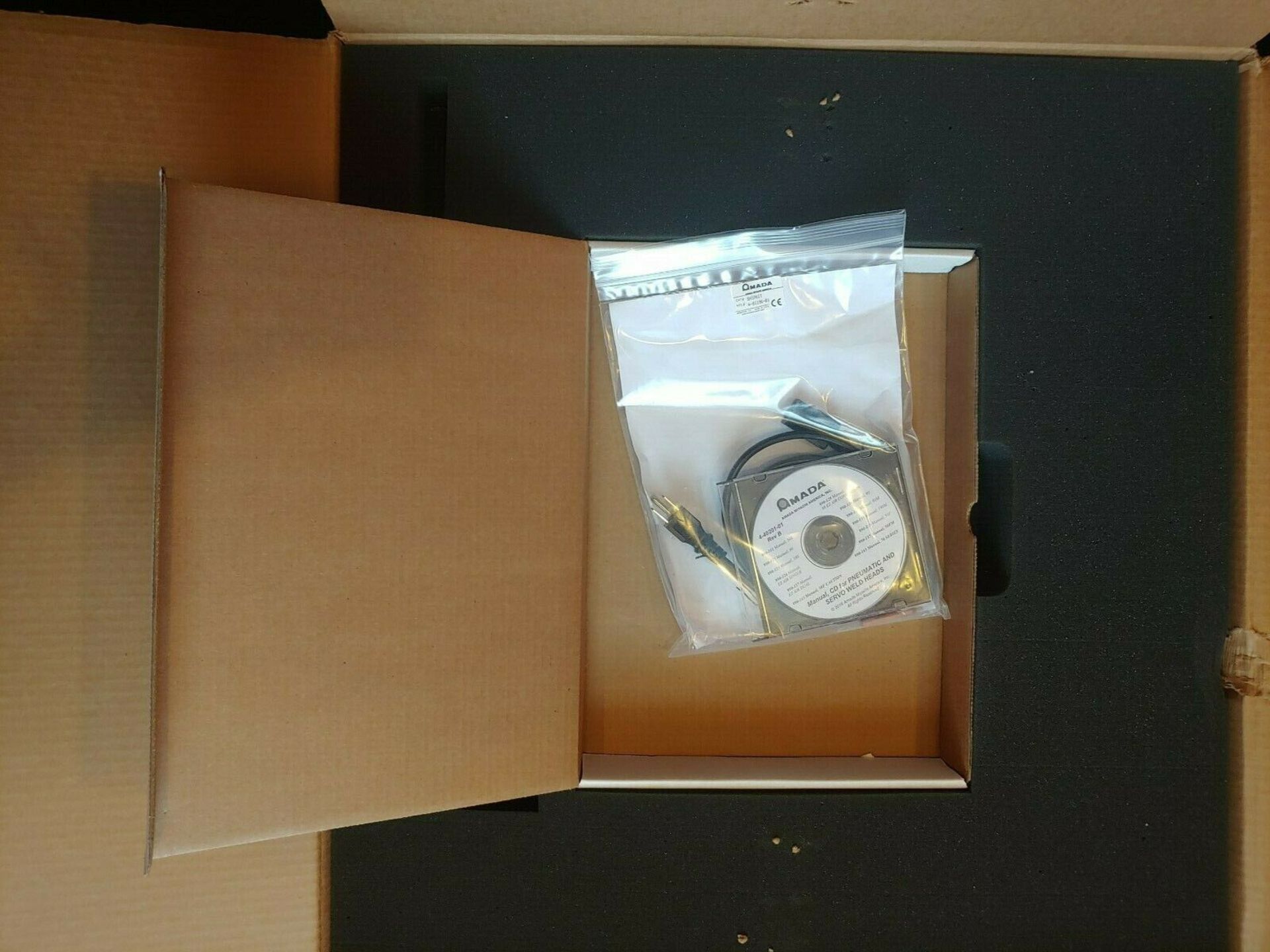 NEW IN BOX - MIYACHI 2-244-01 MODEL 73 SERIES 70 WELD HEAD AND CONTROL - Image 2 of 11