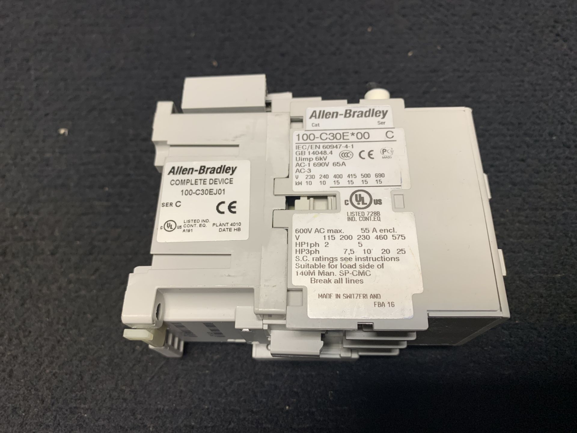 ALLEN BRADLEY 100-C30E*00 CONTACTOR 30A 3-POLE 380V 60HZ - Image 3 of 4