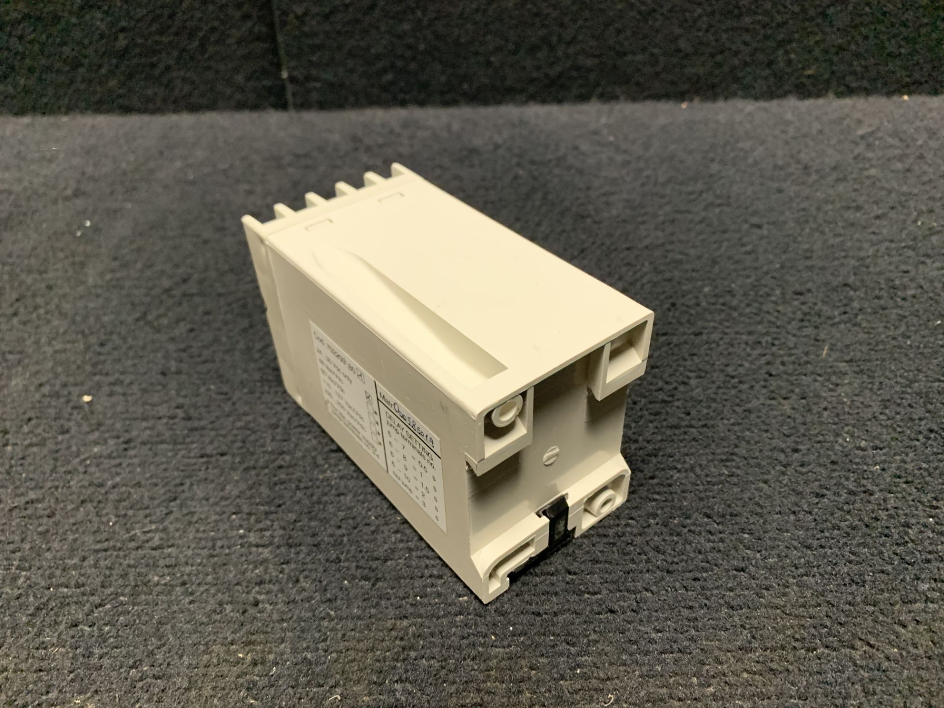 ABB SACE 702209/80 AUXILIARY RELAY - Image 3 of 4