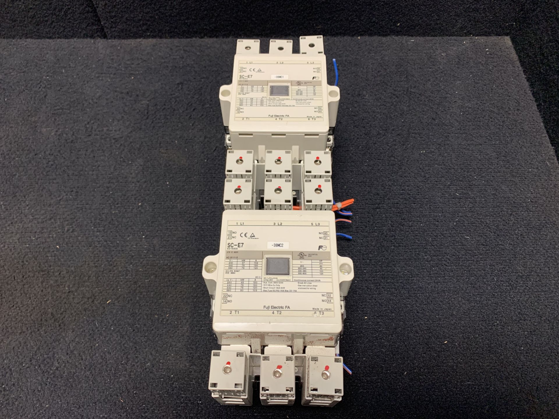 FUJI ELECTRIC CONTACTOR SC-E7-200V, 200-250VAC 50/60HZ 200-240VDC