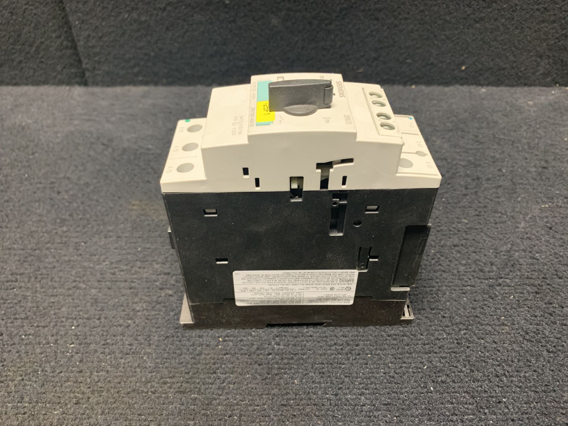 SIEMENS 3RV1721-0KD10 CIRCUIT BREAKER 1.5A | 3RV1721-4CD10 CIRCUIT BREAKER 22A | 3RV1031-4GA10 MOTOR - Bild 2 aus 14