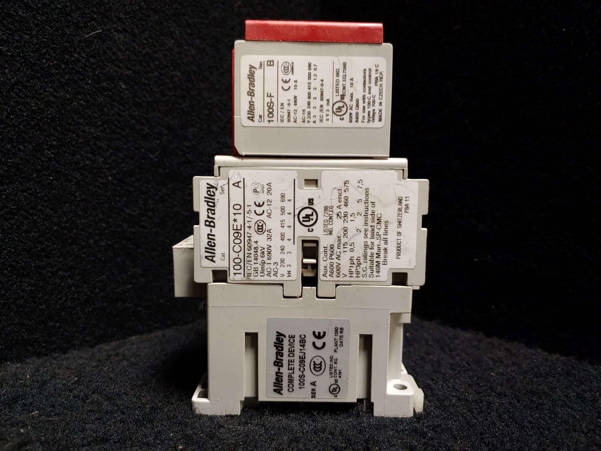 ALLEN BRADLEY 100-C09E*01, CONTACTOR, 9A, 380V 60Hz AC - Image 2 of 6