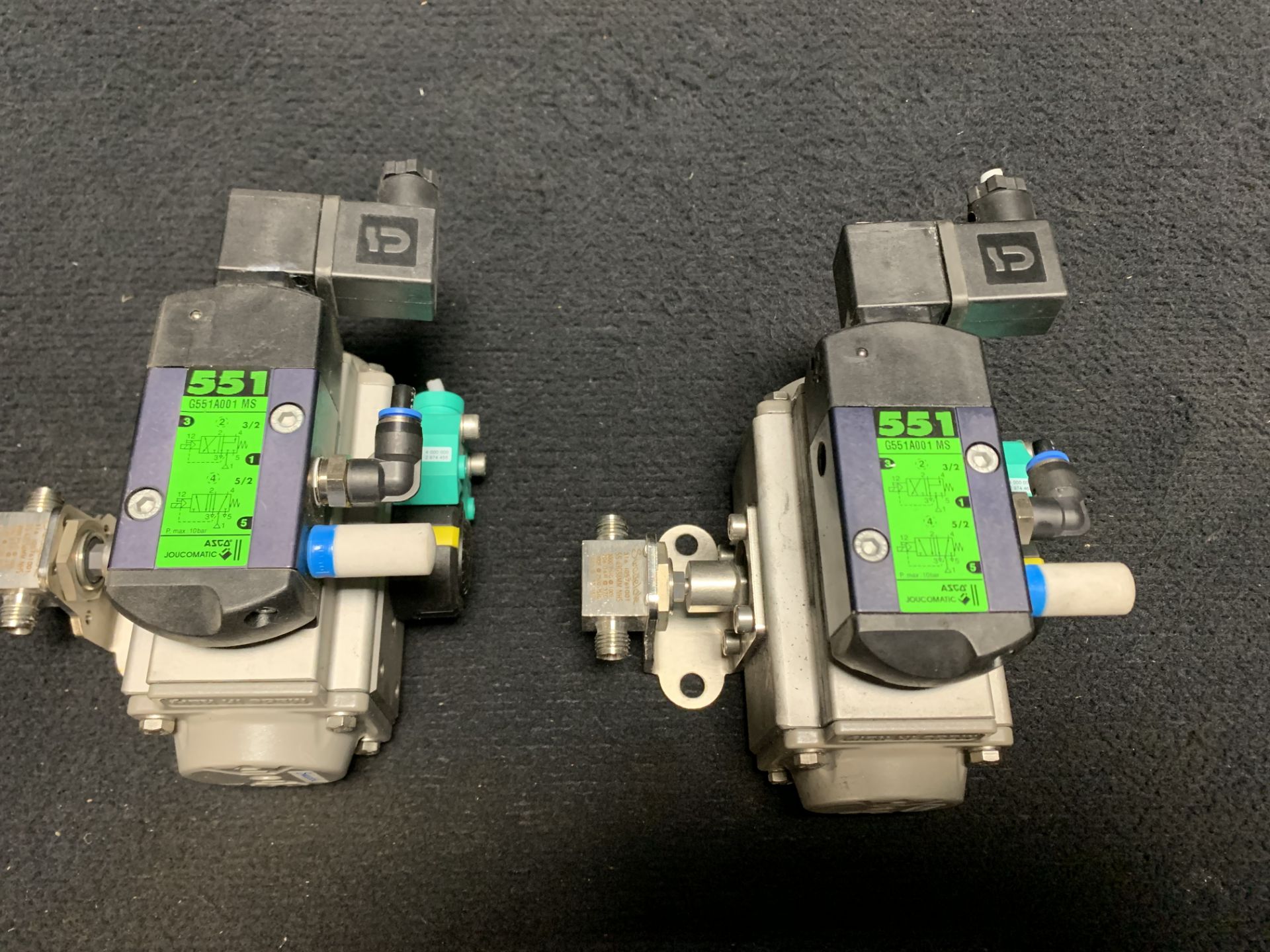 SWAGELOK SC15-4U F04-N-DS-11 AZNX AT SERIES PNEUMATIC ACTUATOR WITH ASCO G551A001 MS SOLENOID VALVE - Image 5 of 7