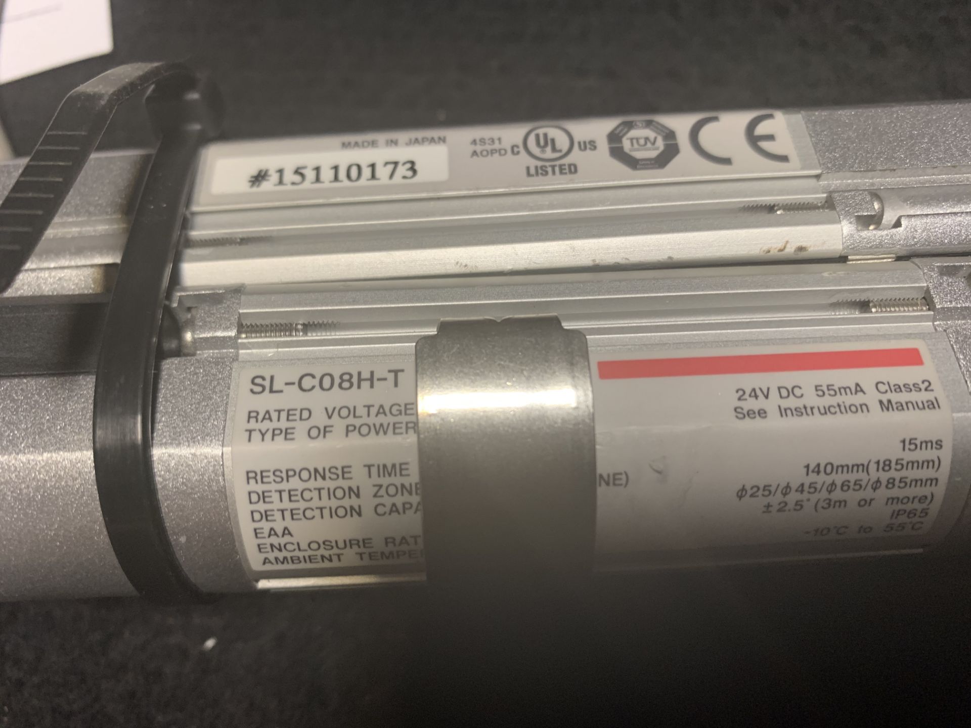 KEYENCE SL-C08H-T SAFETY LIGHT CURTAIN TRANSMITTER 24VDC 55MA AND SL-C08H-R SAFETY LIGHT CURTAIN REC - Image 2 of 4