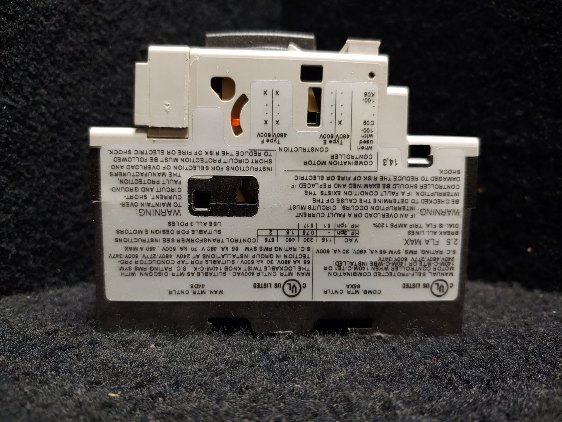 ALLEN BRADLEY 140M-C2E-B25 CIRCUIT BREAKER MOTOR PROTECTION 1.6-2.5A, C-FRAME, 3-POLE, 600 VAC - Image 4 of 6