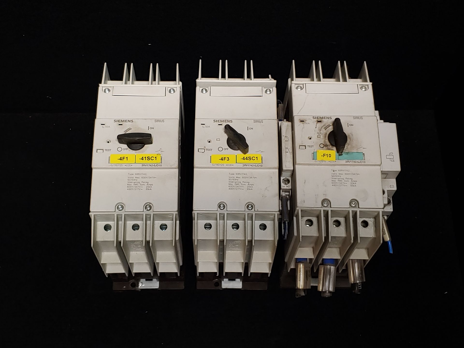 SIEMENS CIRCUIT BREAKER 3RV1742-5JD10,3P 50A