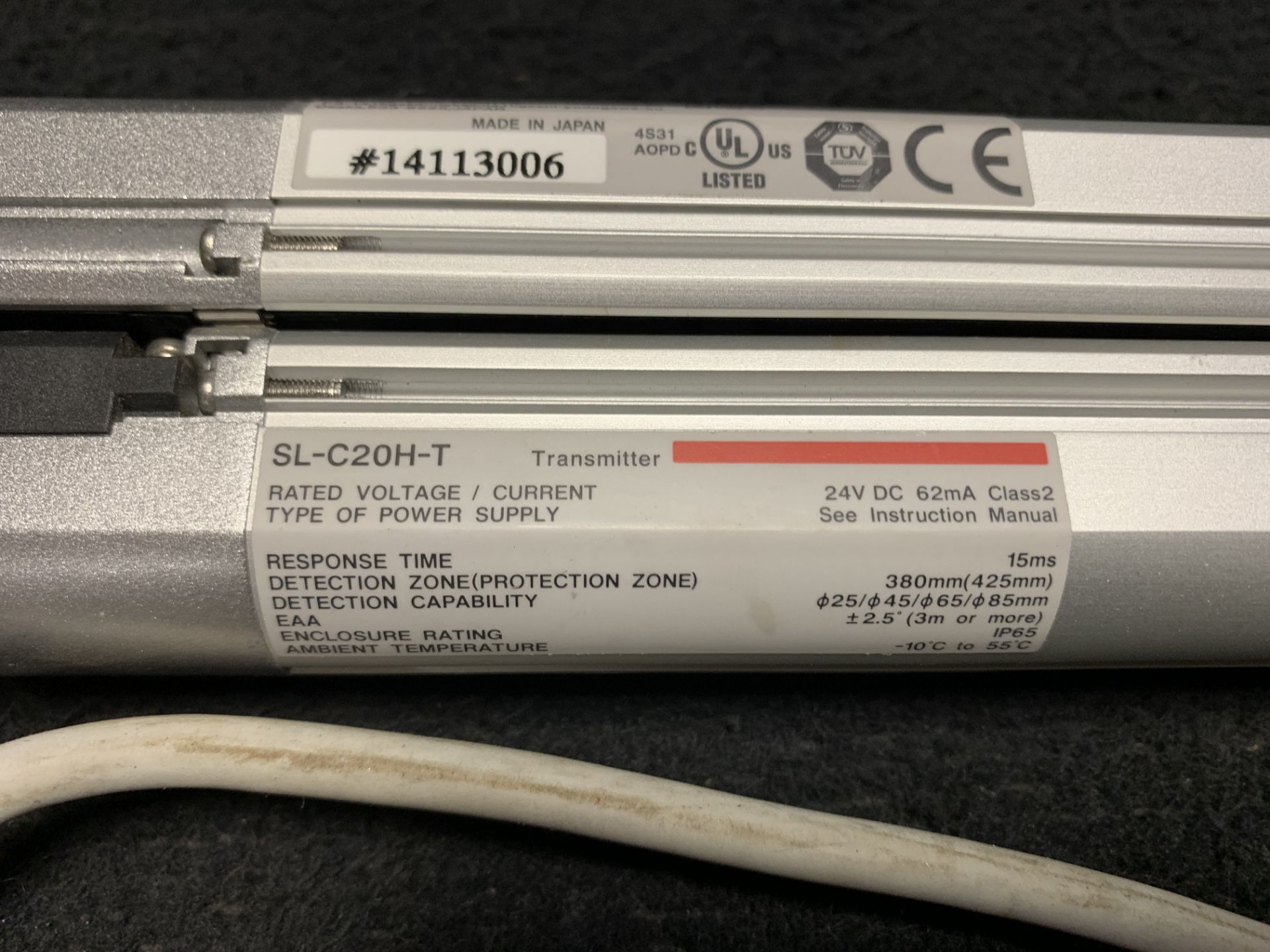 KEYENCE SL-C20H-T SAFETY LIGHT CURTAIN TRANSMITTER 24VDC 62MA AND SL-C20H-R SAFETY LIGHT CURTAIN REC - Image 2 of 5