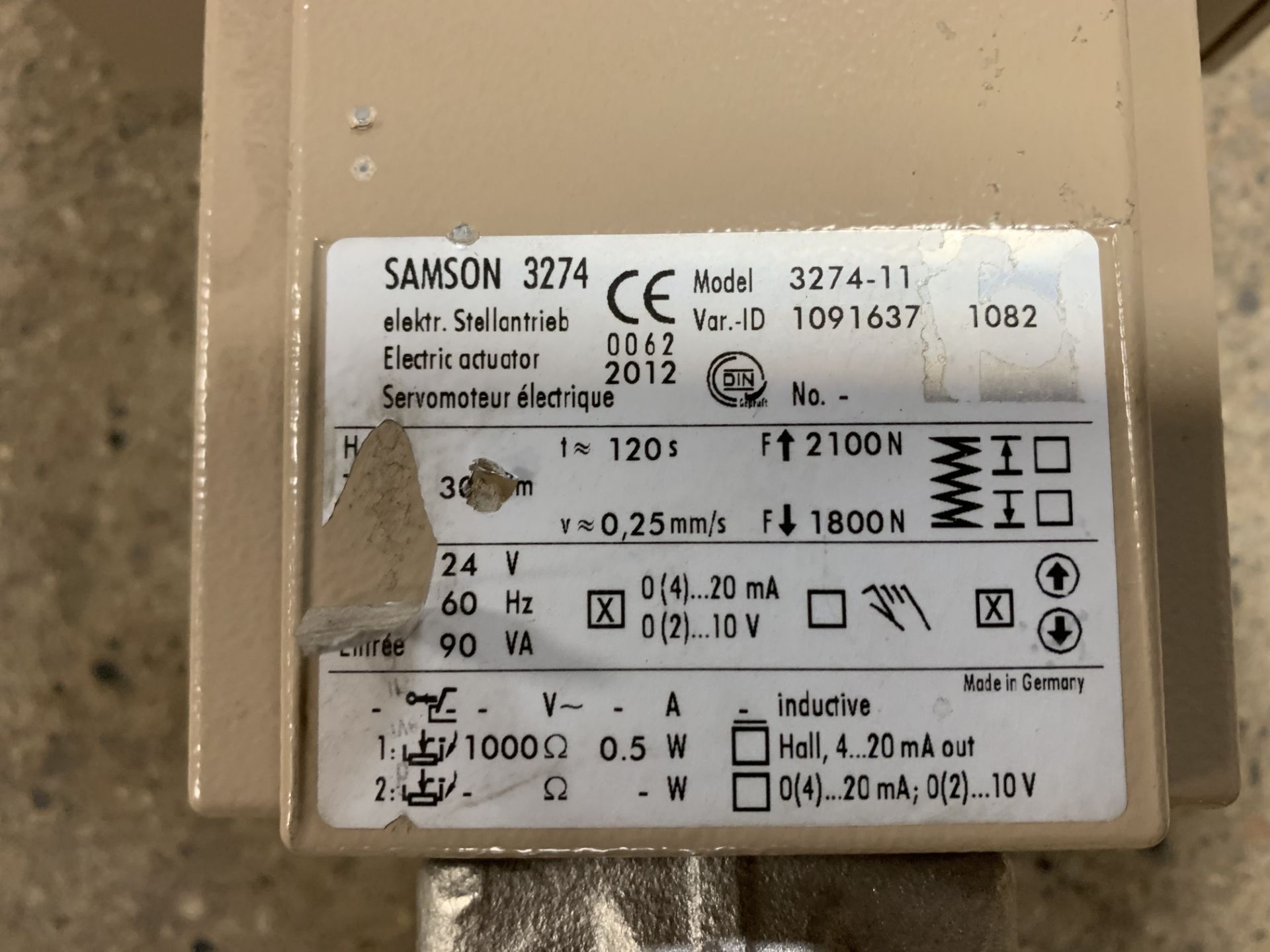 SAMPSON SAMSON TYPE 3241-11 ELECTROHYDRAULIC ACTUATOR AND THREADED SEAT GLOBE VALVE - Image 6 of 10