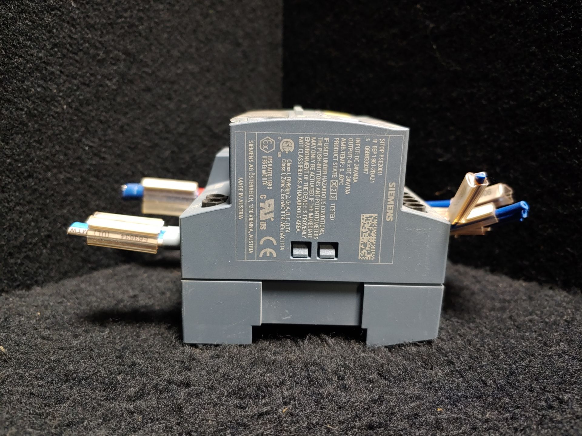 SIEMENS 6EP1 961-2BA21 ELECTRONIC SELECTIVITY MODULE 10A, 4-CH, INPUT:40A/24VDC, OUTPUT: 4Xx10A/24VD - Image 3 of 7