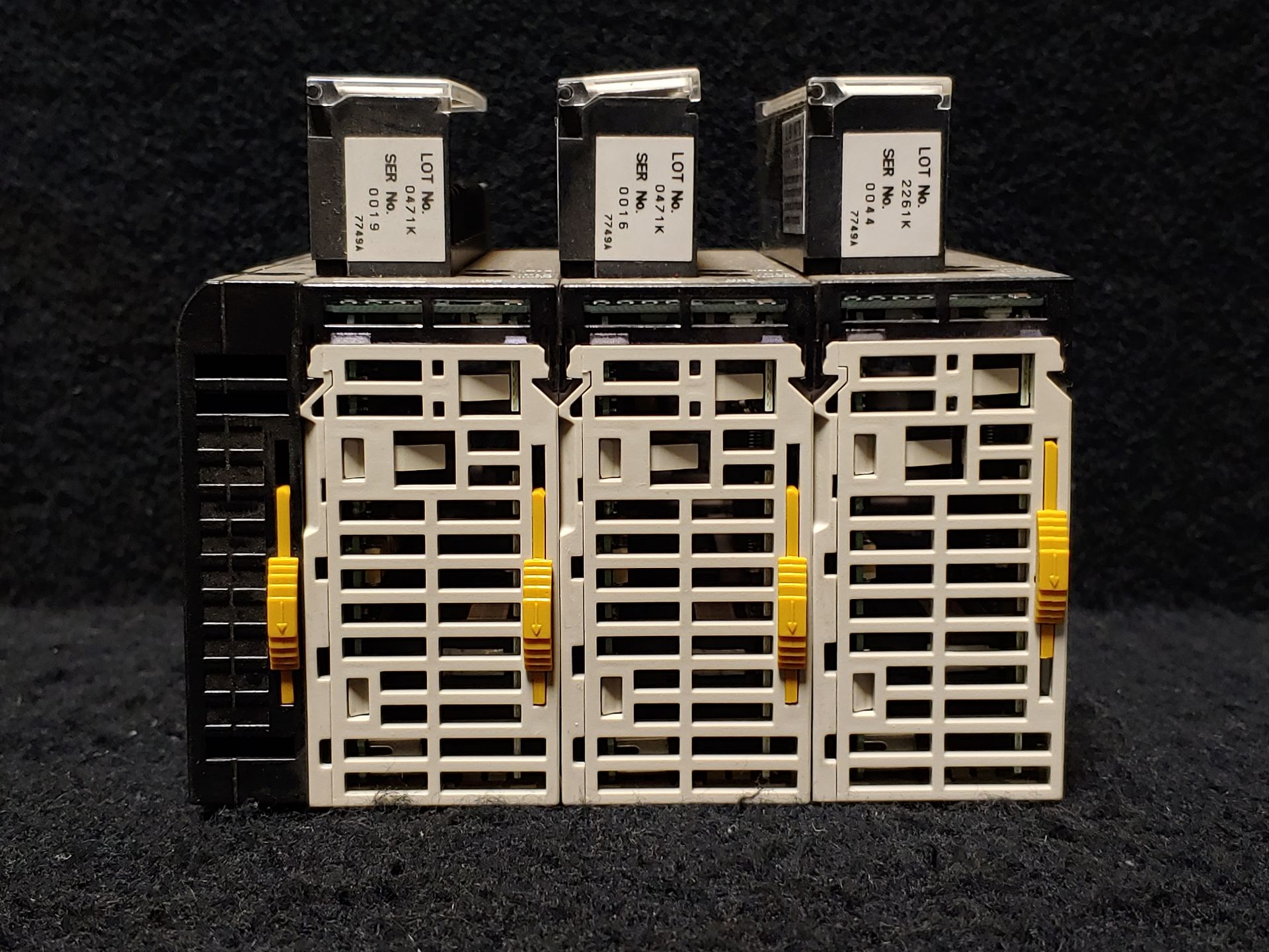 OMRON CJ1W-PTS51 THERMOCOUPLE INPUT - Image 4 of 6