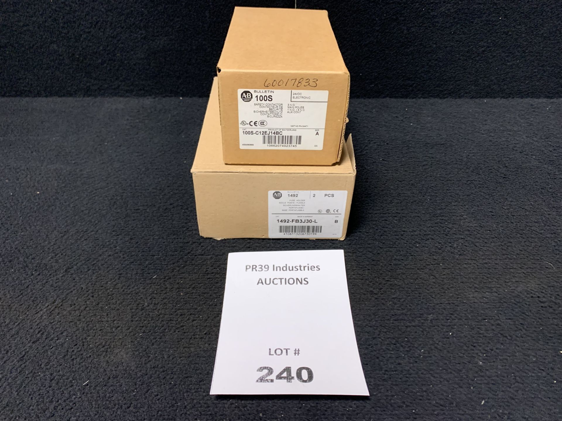 NEW IN BOX - ALLEN BRADLEY 100S-C12EJ14BC SAFETY CONTACTOR & ALLEN BRADLEY 1492-FB3J30-L FUSE HOLDER - Image 4 of 4