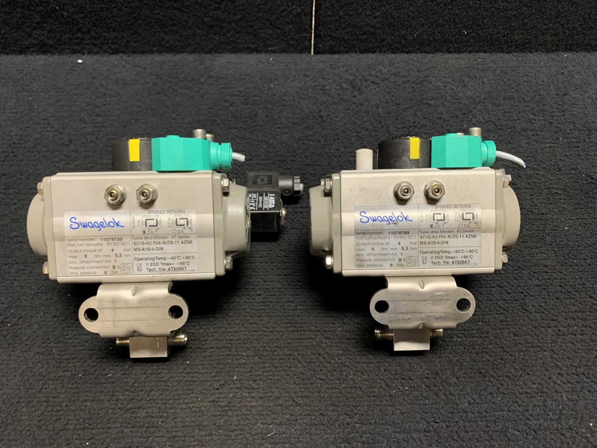 SWAGELOK SC15-4U F04-N-DS-11 AZNX AT SERIES PNEUMATIC ACTUATOR WITH ASCO G551A001 MS SOLENOID VALVE