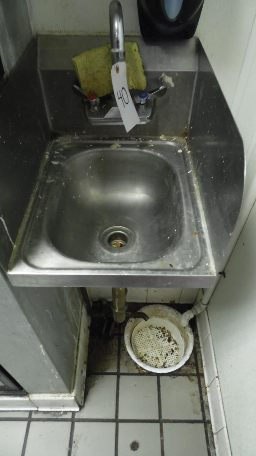 SMALL STAINLESS SINK