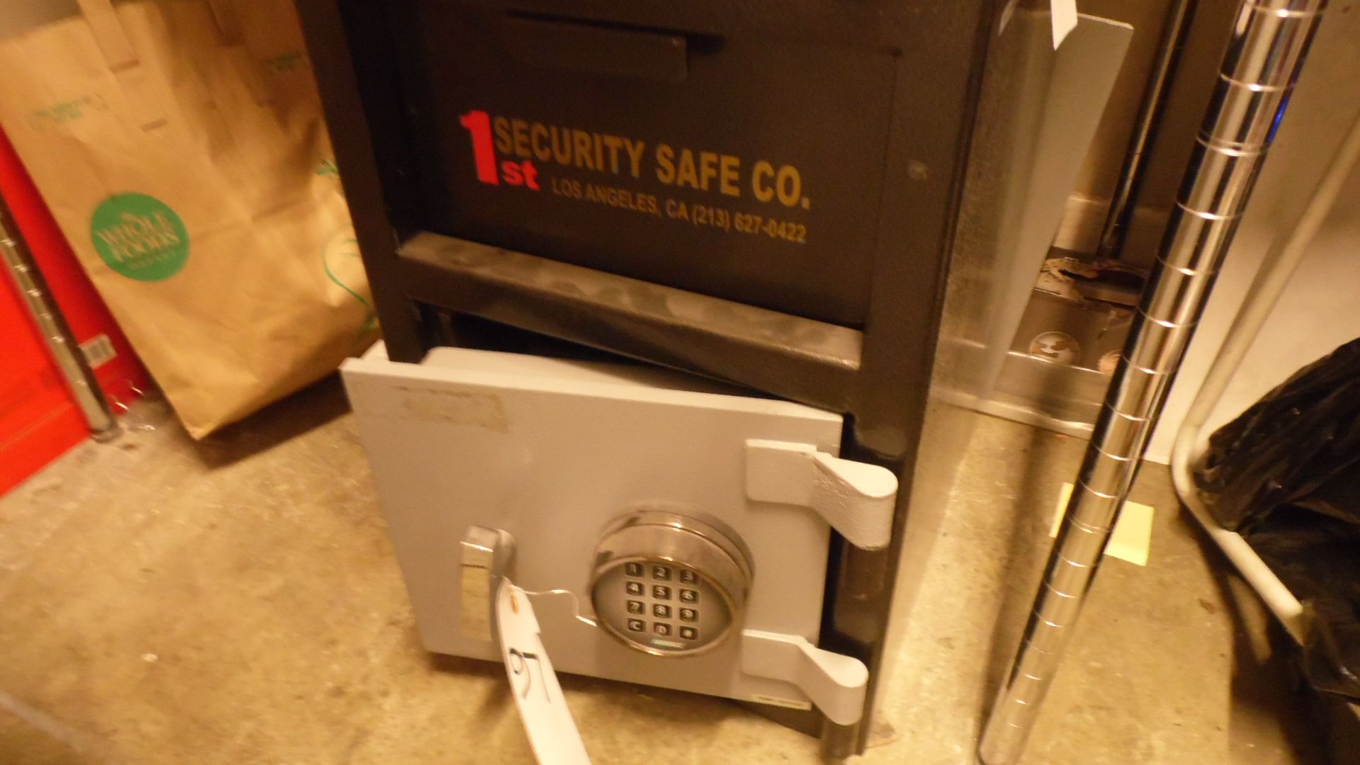 1 ST. SECURITY SAFE