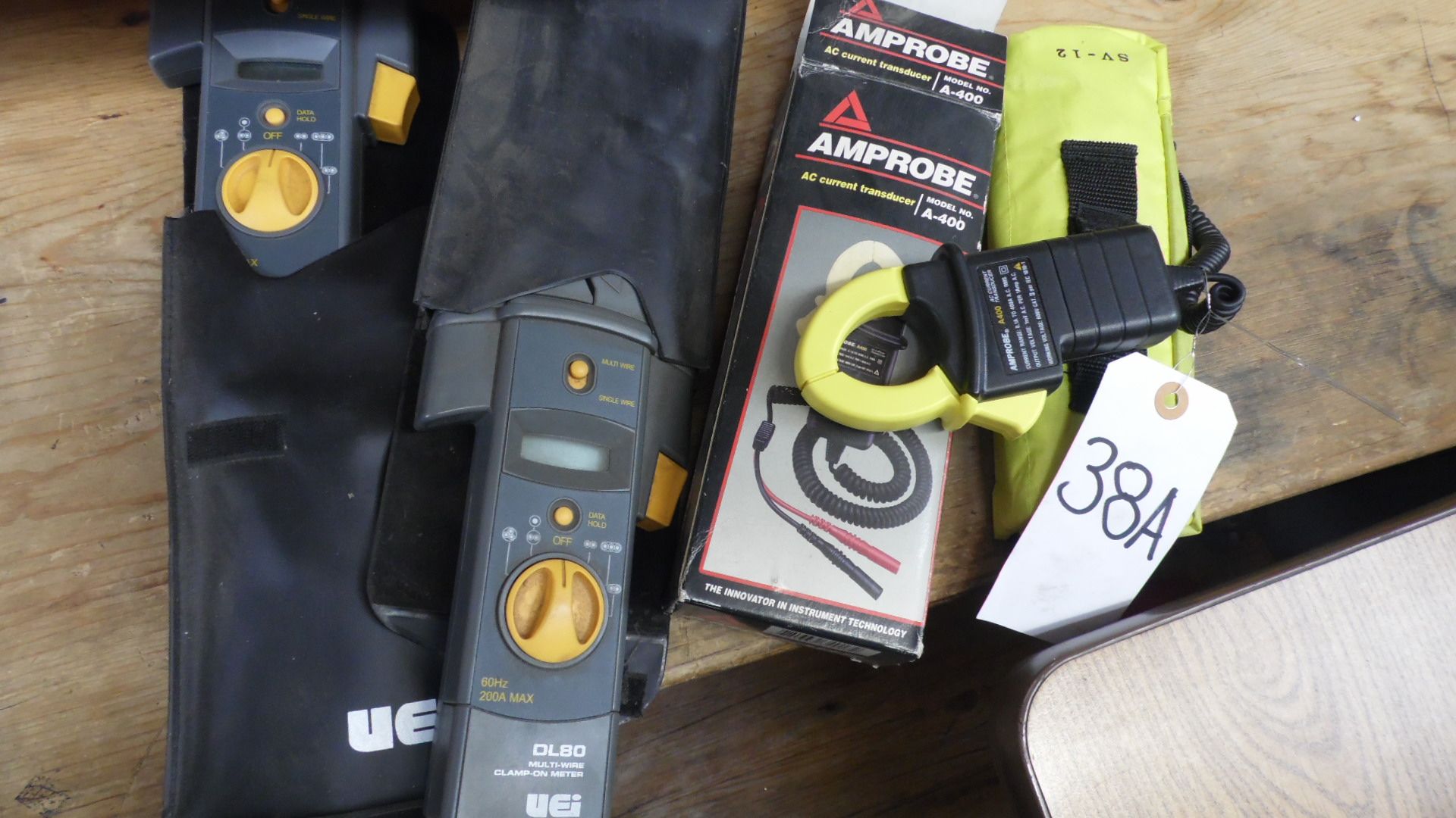 UEI DL 80 MULTI-WIRE CLAMP ON METER & TRANSDULER