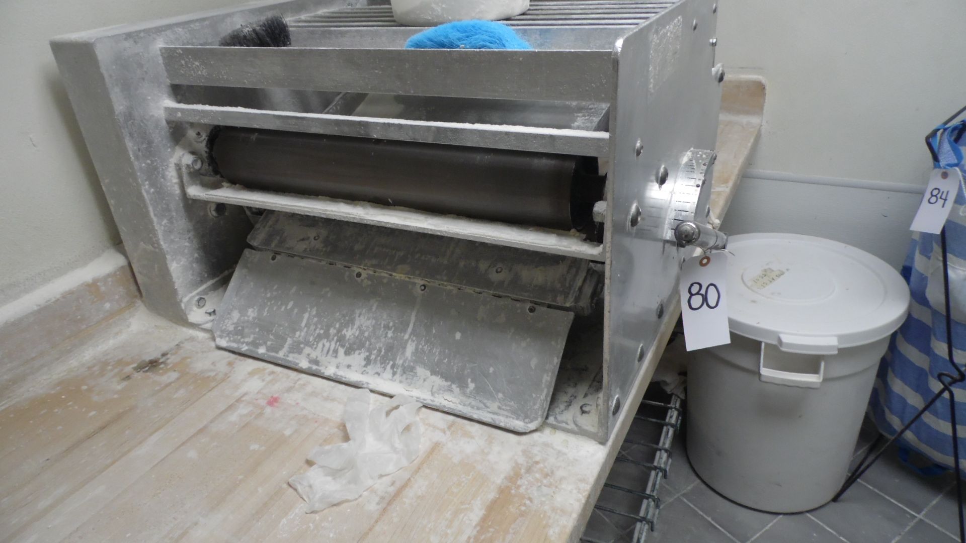 TABLE TOP DOUGH SHEETER - Image 2 of 2