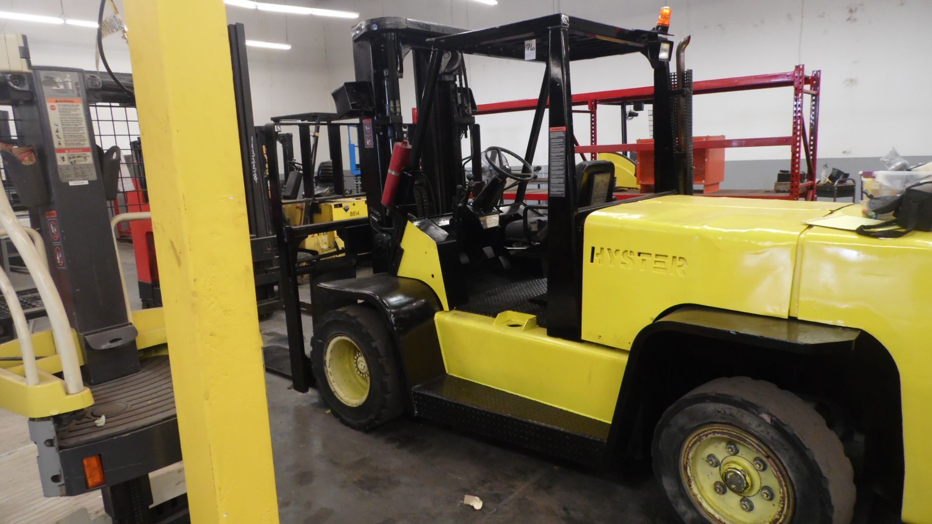 #21350 HYSTER HI55XL2 PNUEMATIC PROPANE 15,000 LB.