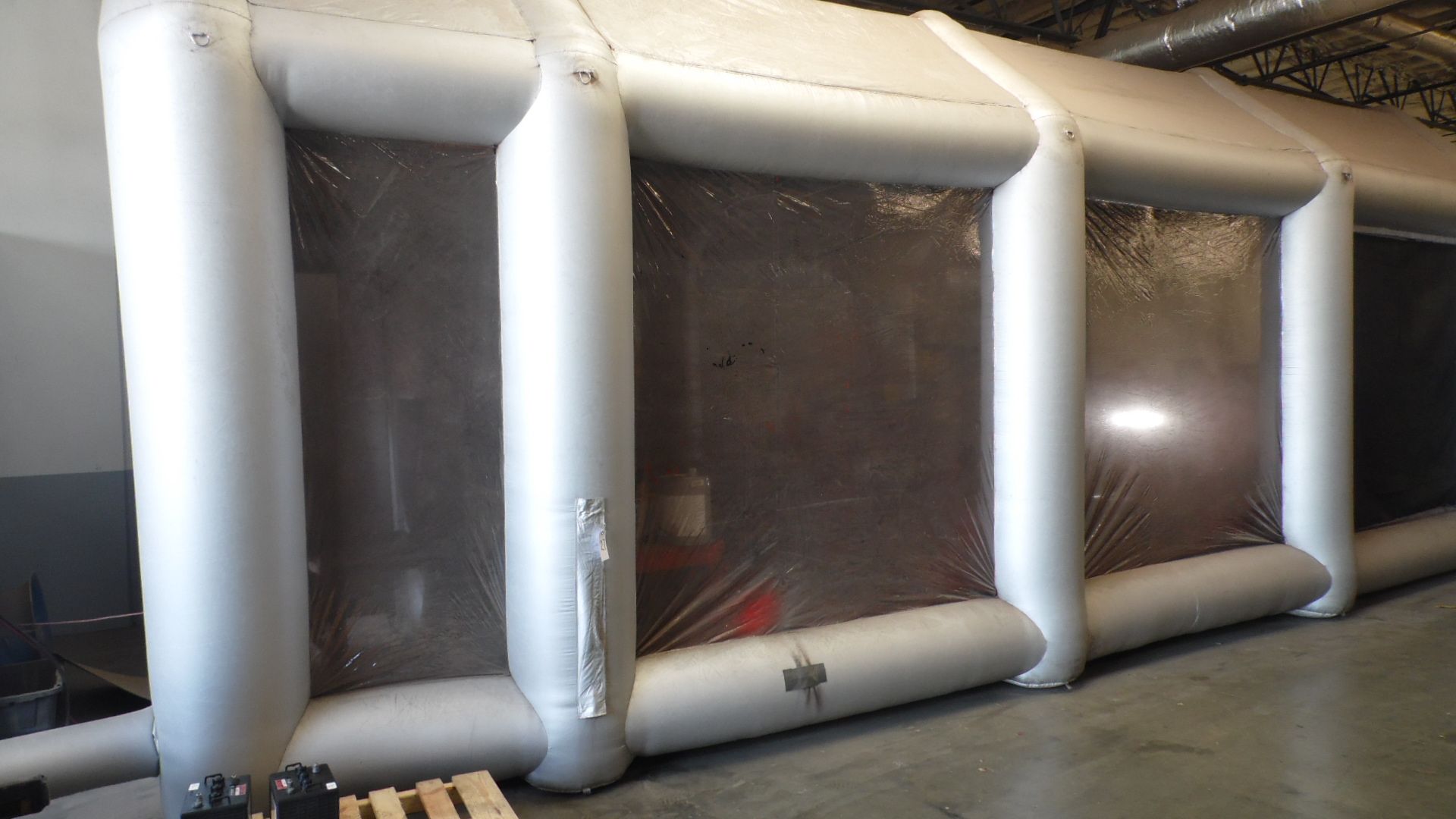 .12' X 30' INFLATABLE PAINT BOOTH