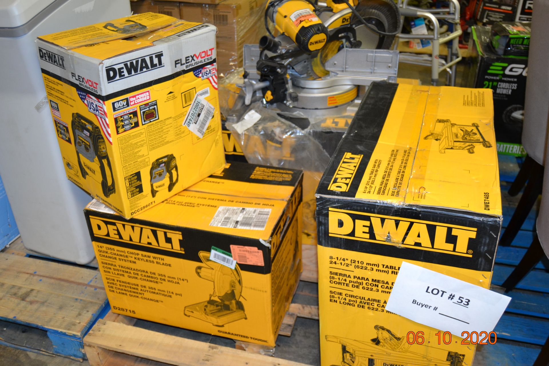 DEWALT-TABLE SAW/AIR COMPRESSOR KIT/CHOP SAW/COMPOUND MITER SAW