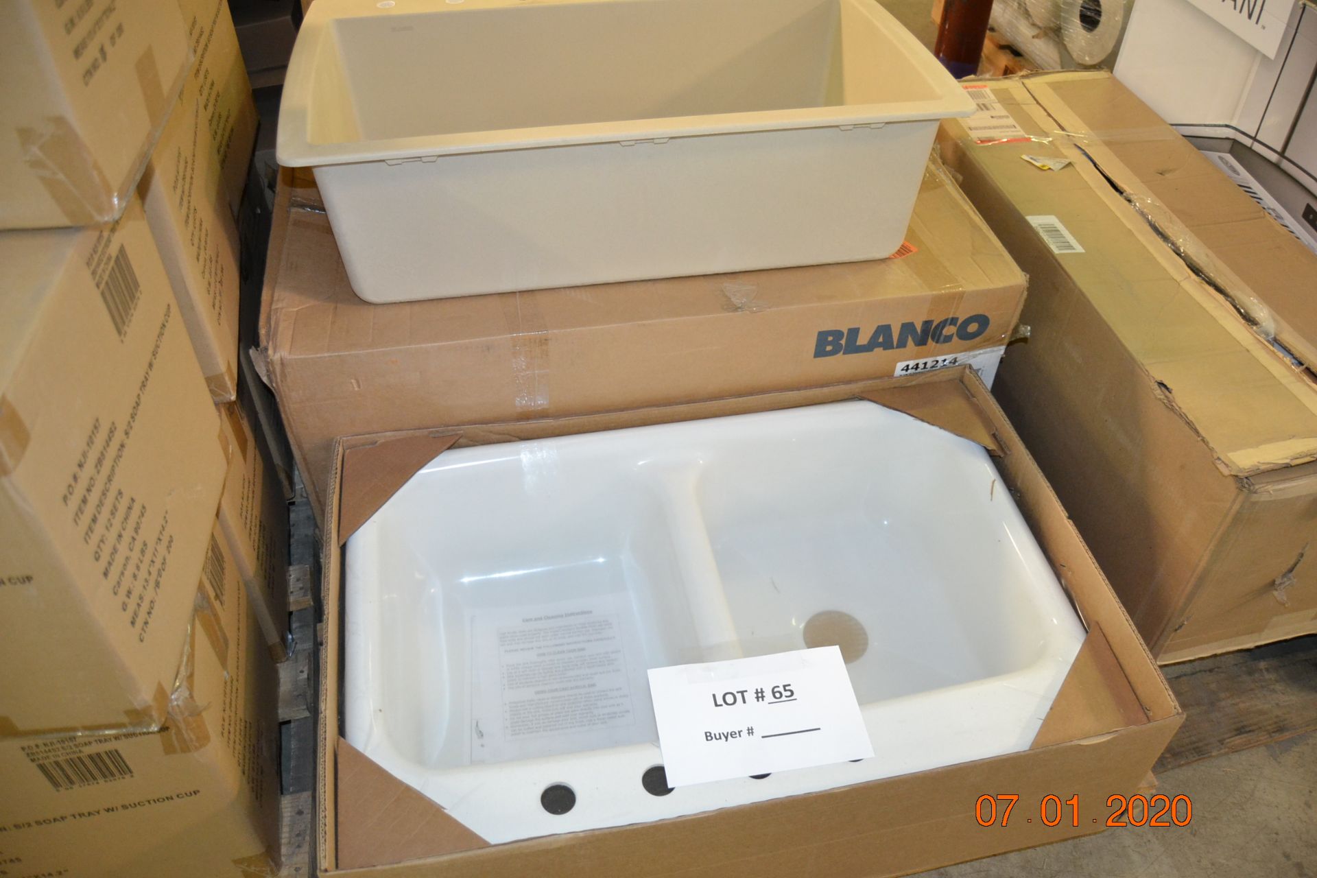 2 KITCHEN SINKS GRANITE AND COMPOSITE