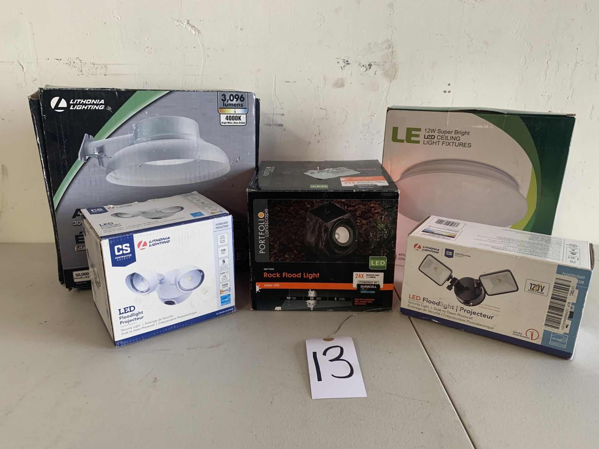 Flood lights and Ceiling Lights, 5 Items