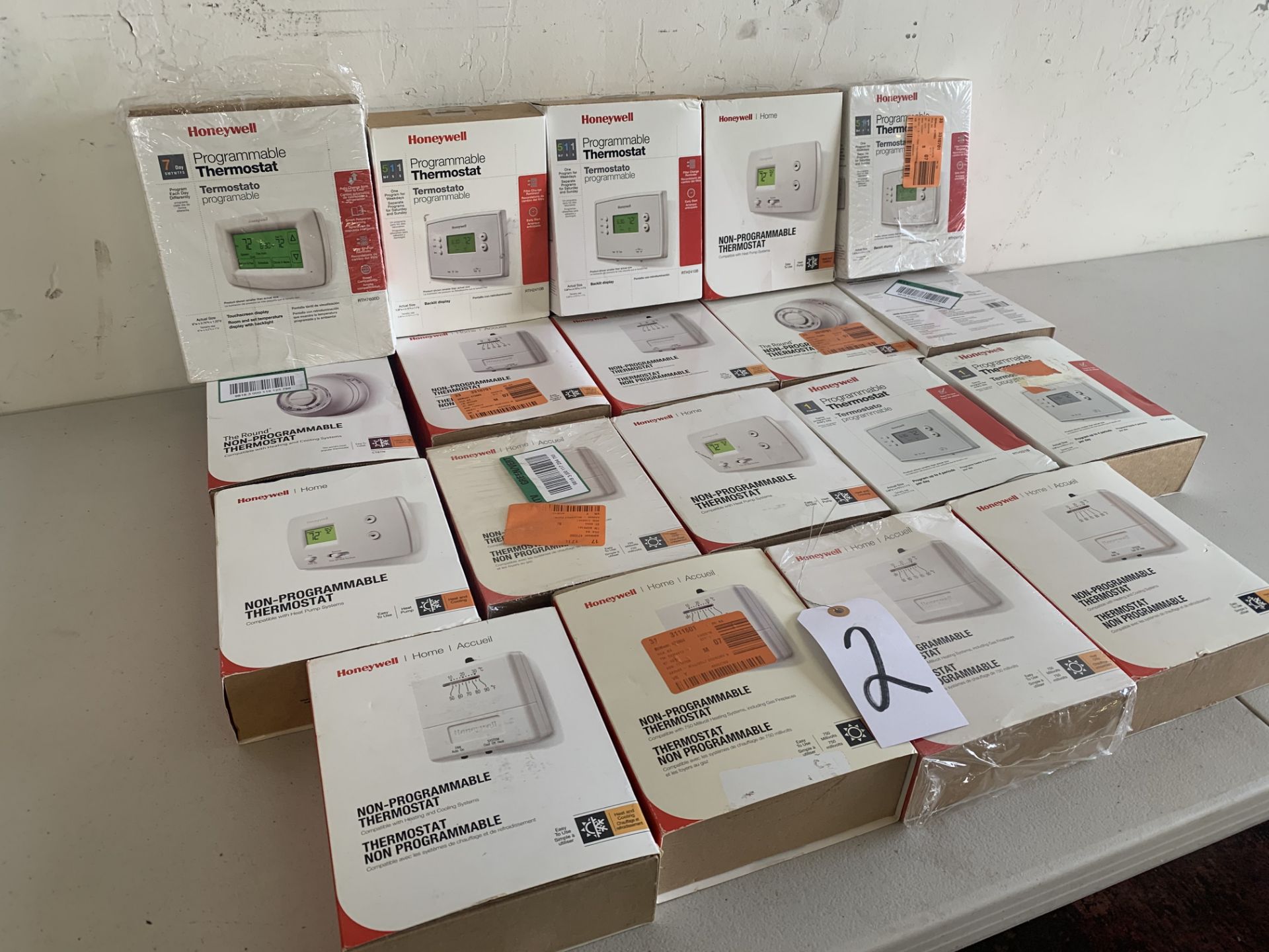 Honeywell Thermostats, 19 units - Image 2 of 3