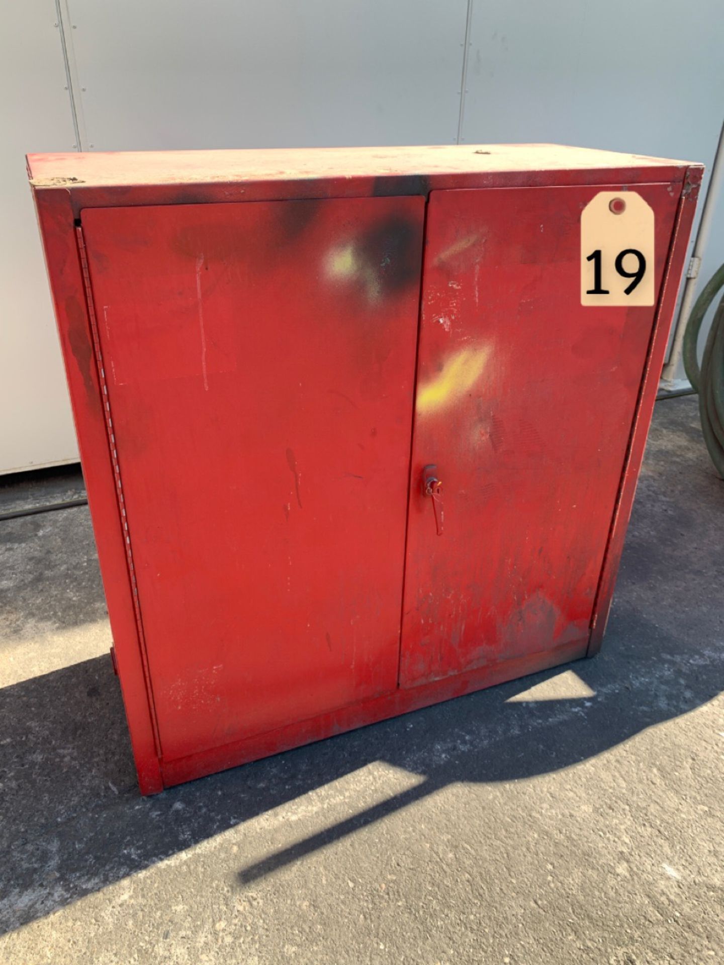 FLAMMABLE / PAINT STORAGE CABINET