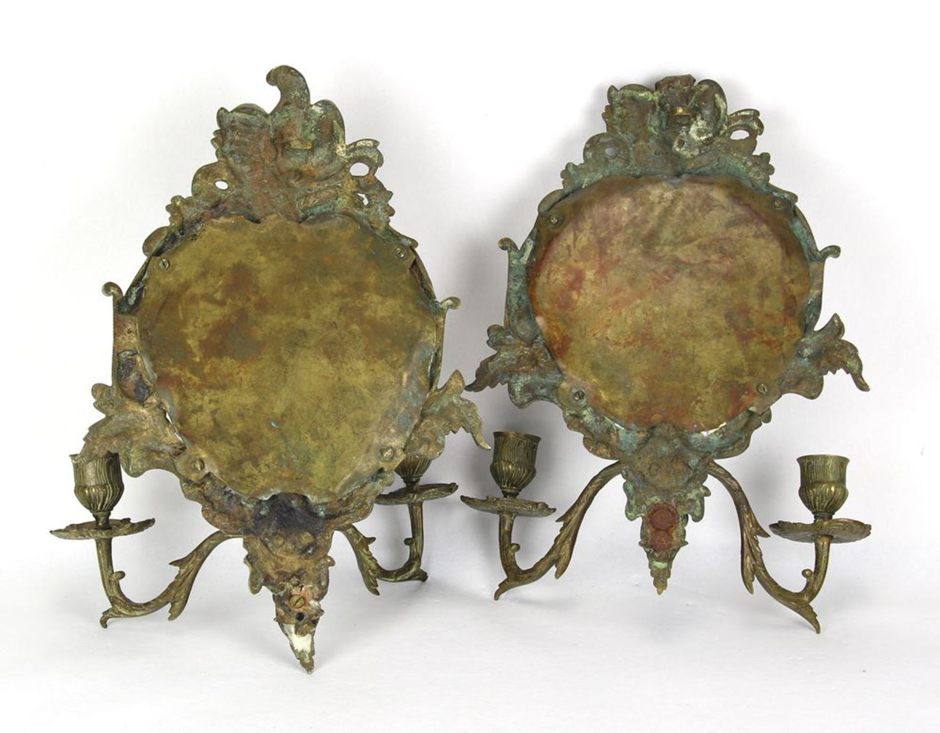 Paar WandapplikenNapoleon III, 19. Jh. Bronze und Glas. Bewegt gearbeitet mit jeweils zwei - Bild 2 aus 2