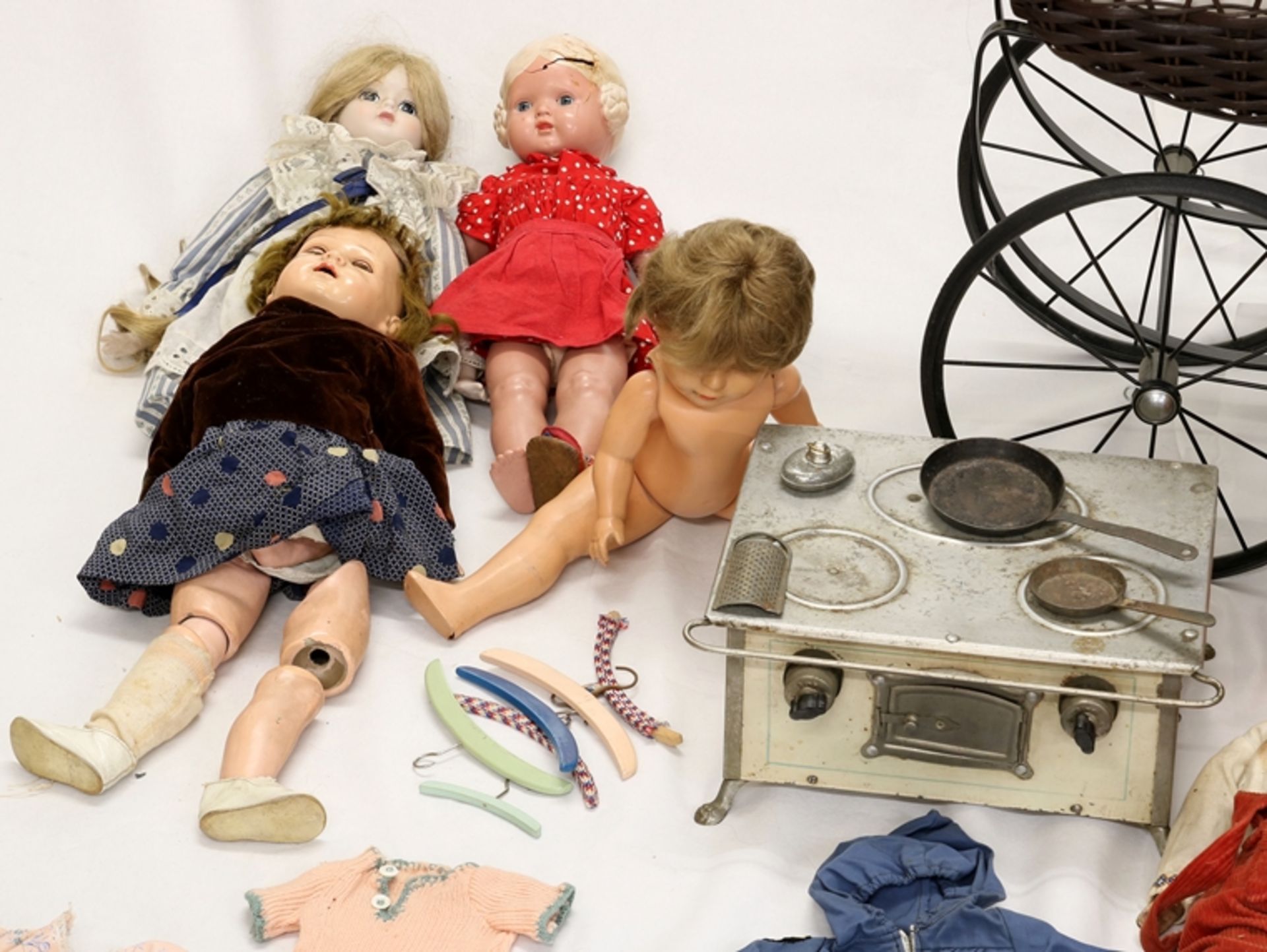 Konvolut Puppen mit Puppenwagen - Bild 4 aus 9