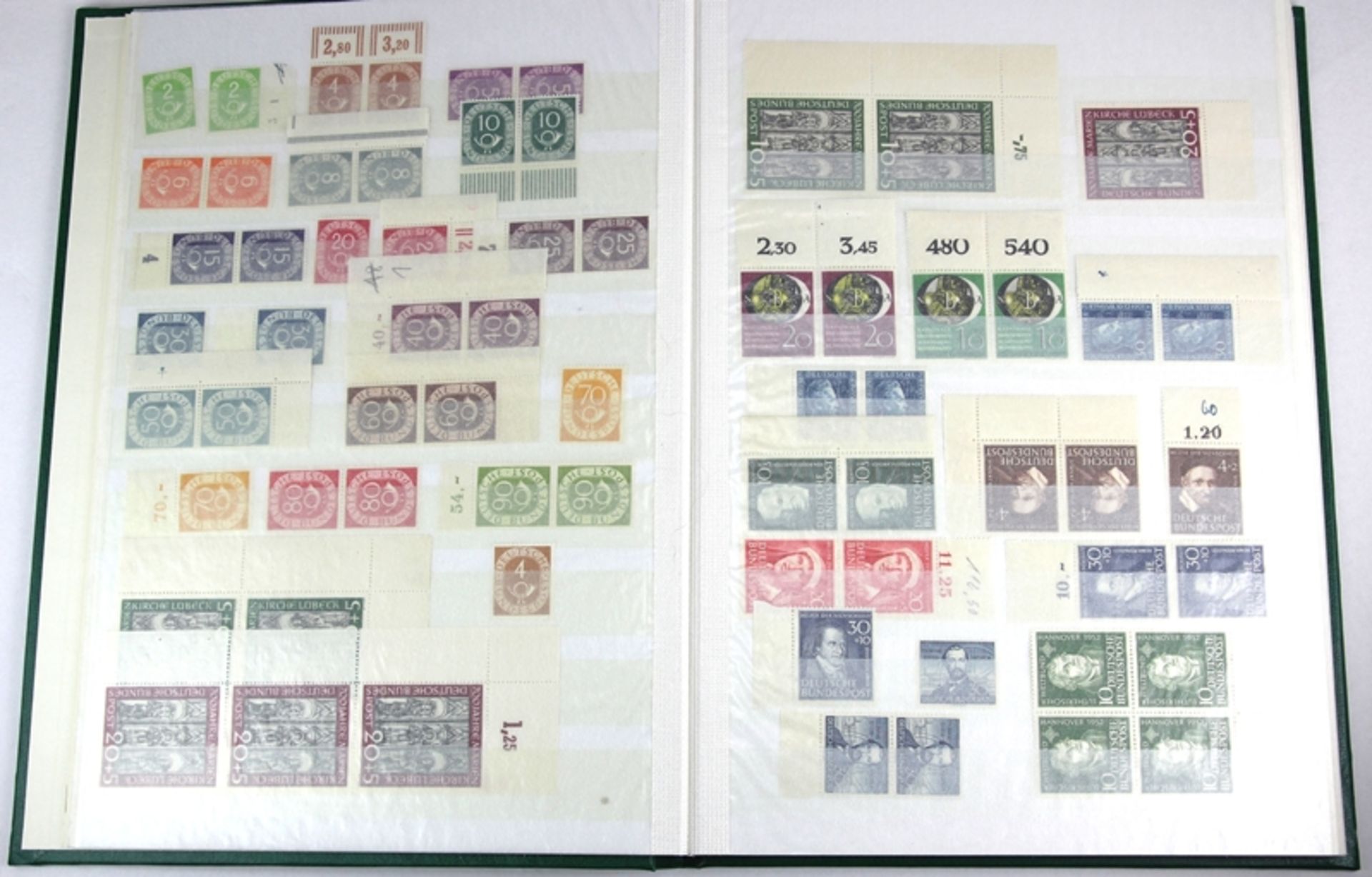 Zwei Briefmarkenalben - Bild 2 aus 6