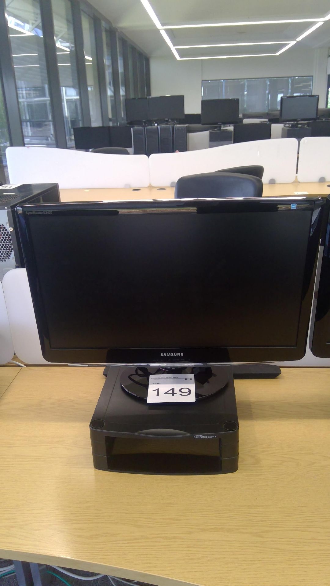 Samsung B2430 24 inch monitor