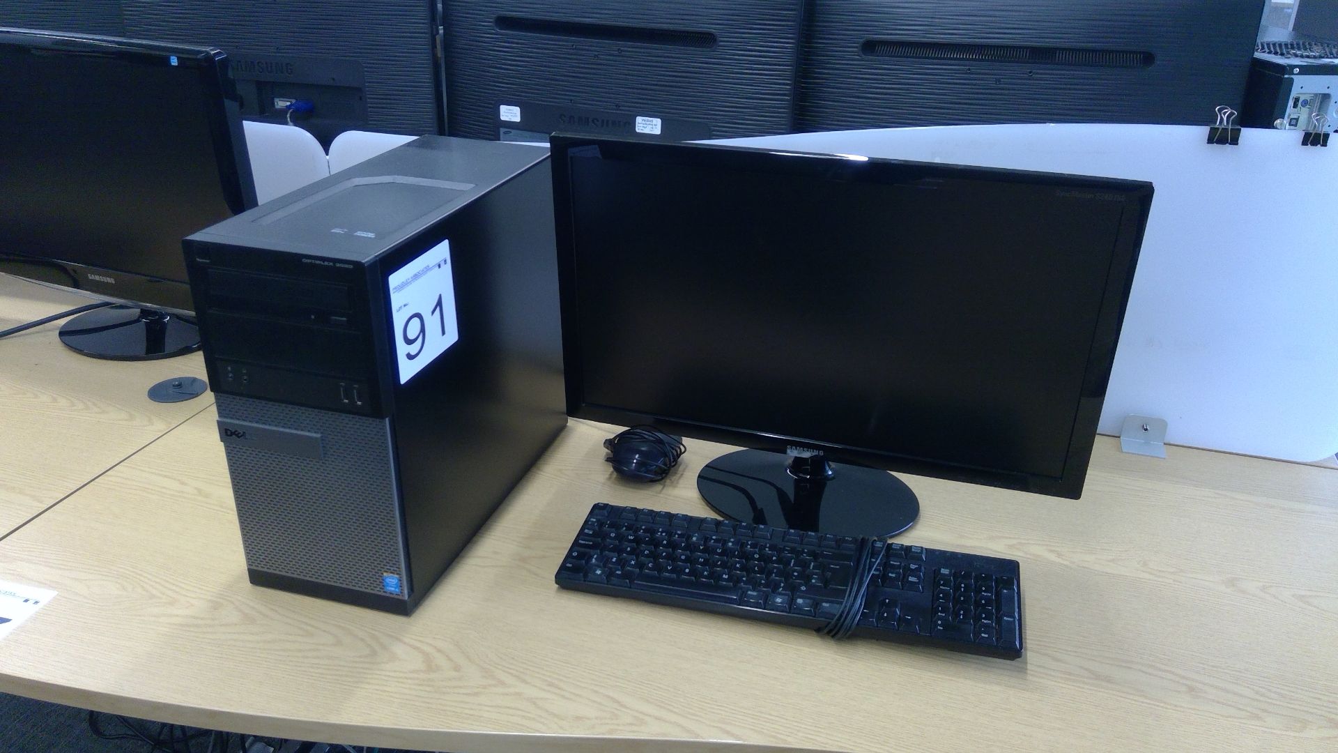 Dell Optiplex 3020 Core i5 complete with Samsung S24B150 monitor, keyboard and mouse