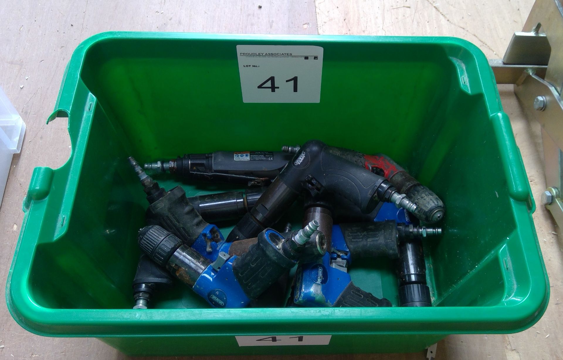 10 No. Assorted Draper pneumatic drills