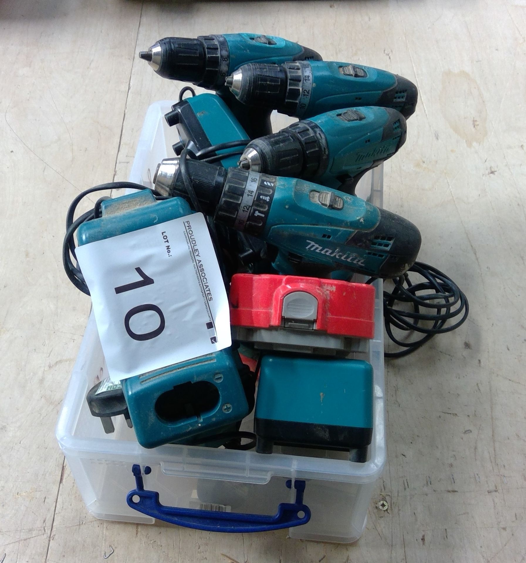 Makita 18v cordless hammer drill & 3 x Makita 14v cordless drill/drivers with chargers and batteries