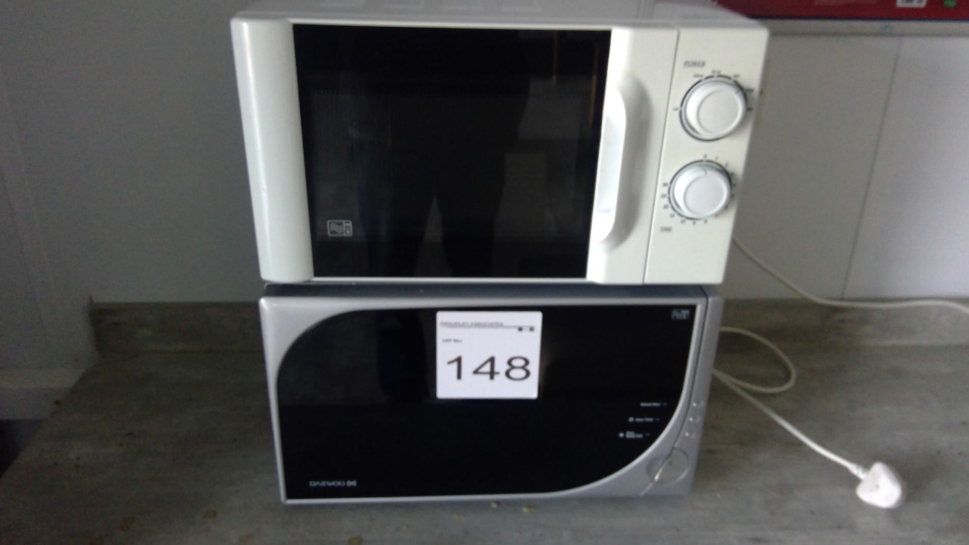 2 No Freestanding microwaves