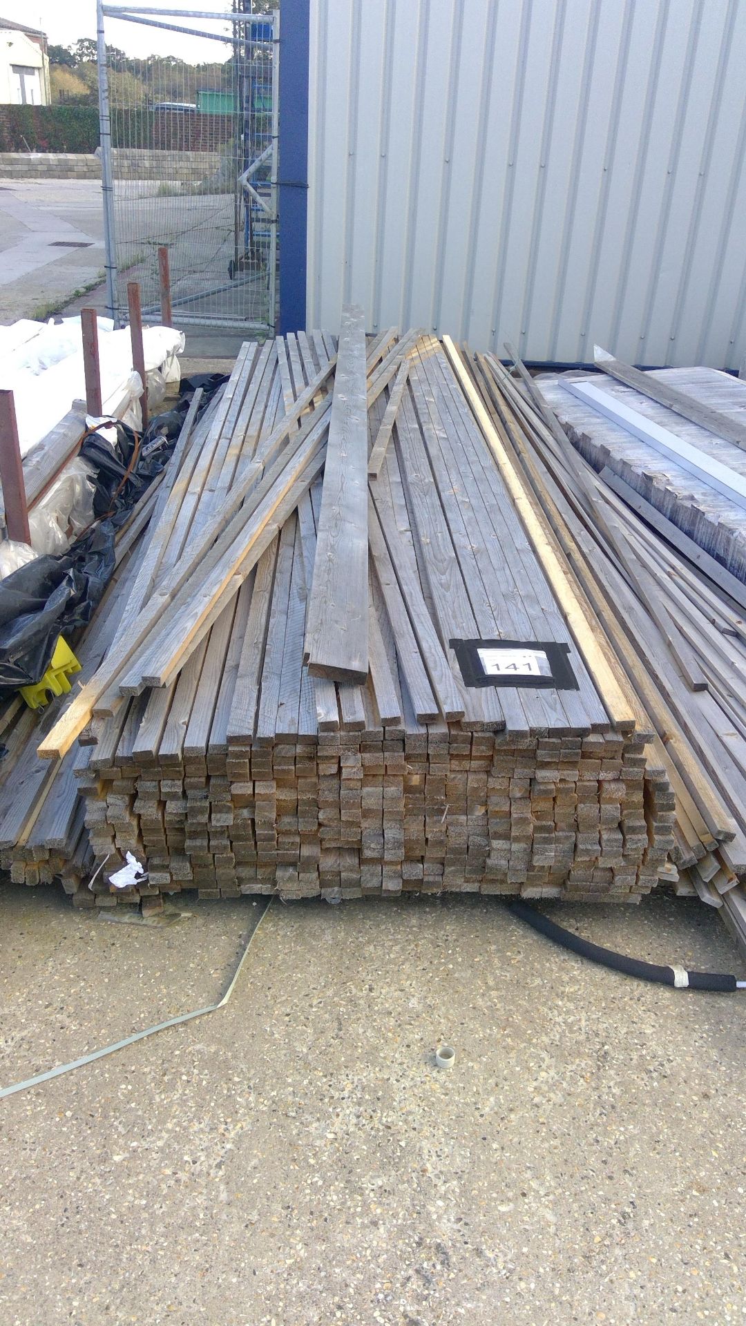 Stillage of timber batten