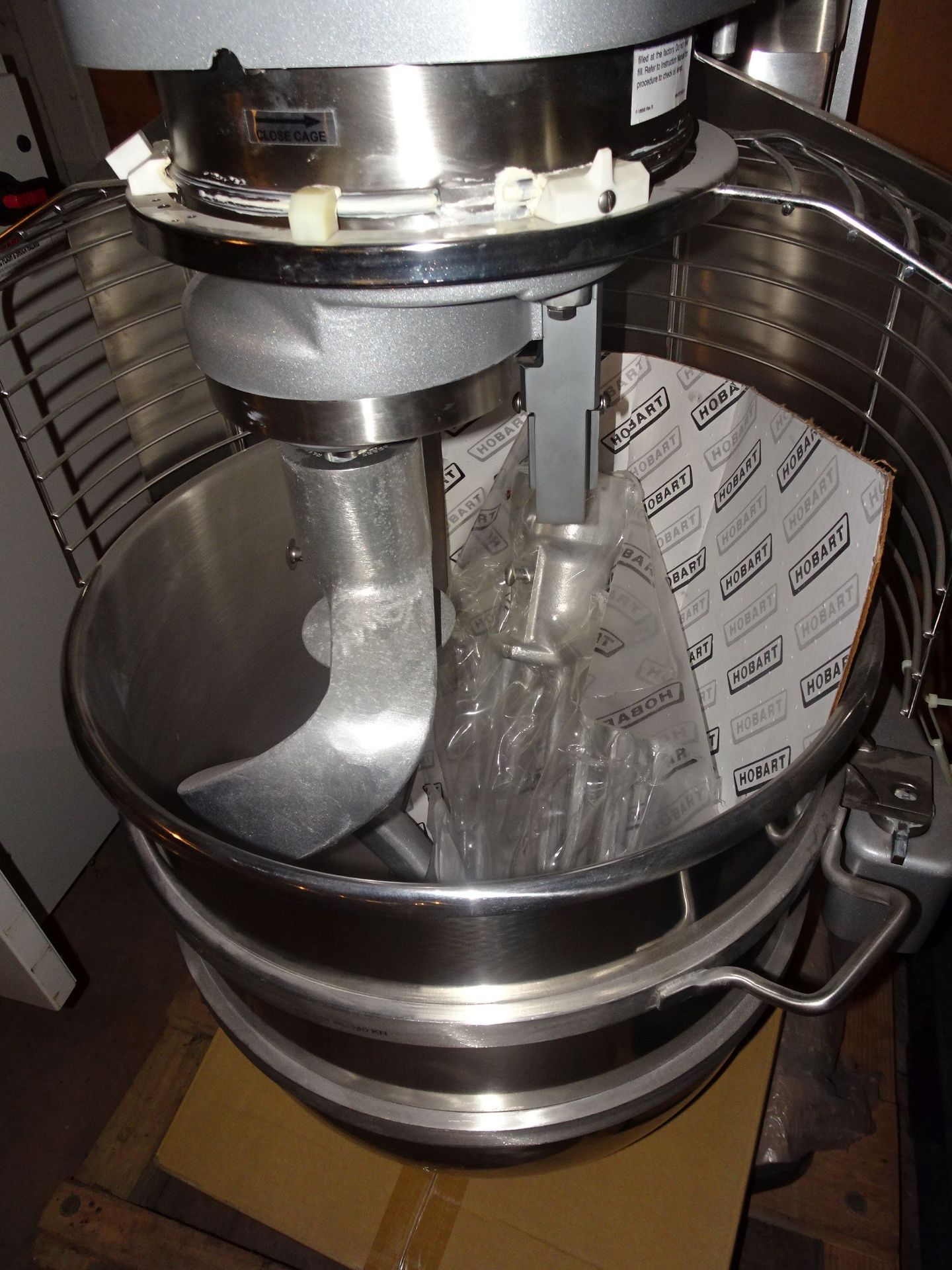 Hobart Legacy Model HL1400-2STD 140 Quart Planetary Mixer Unused in crate - Image 4 of 6