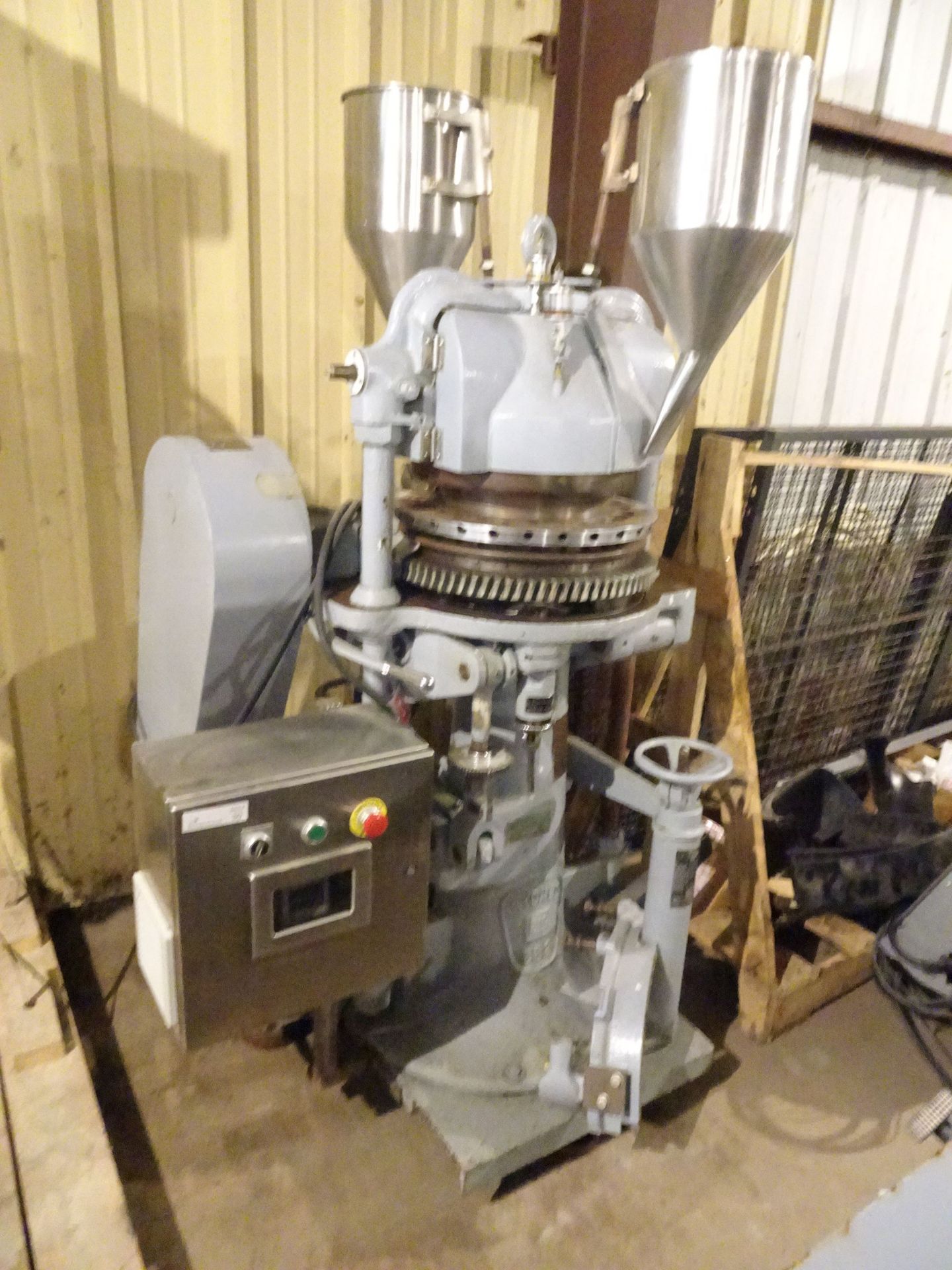 Stokes BB2 Rotary Tablet Press 24 Station - **See Auctioneers Note**