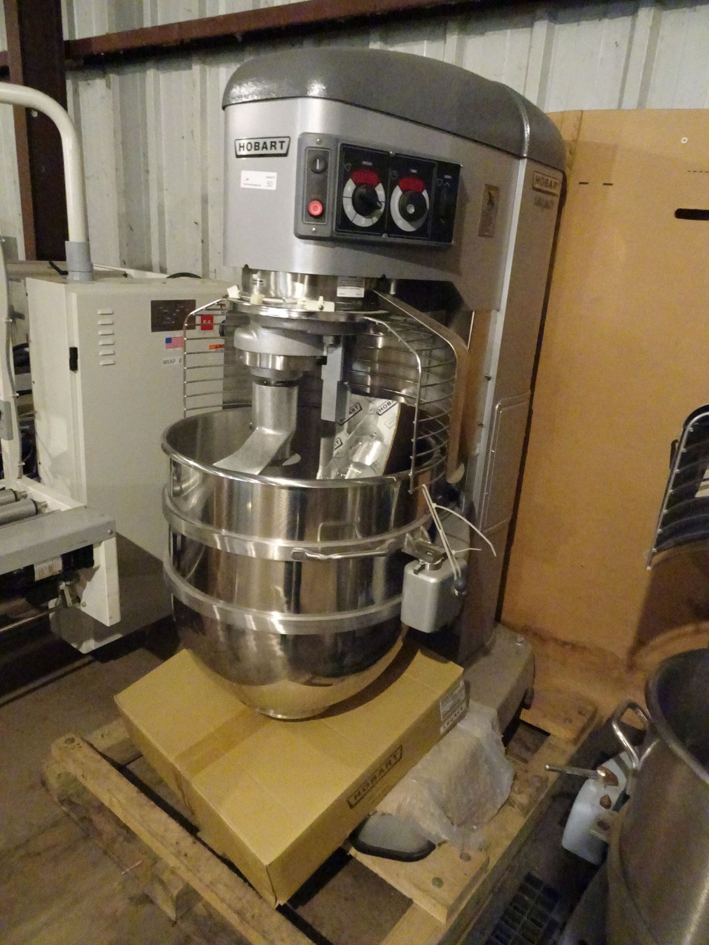 Hobart Legacy Model HL1400-2STD 140 Quart Planetary Mixer Unused in crate