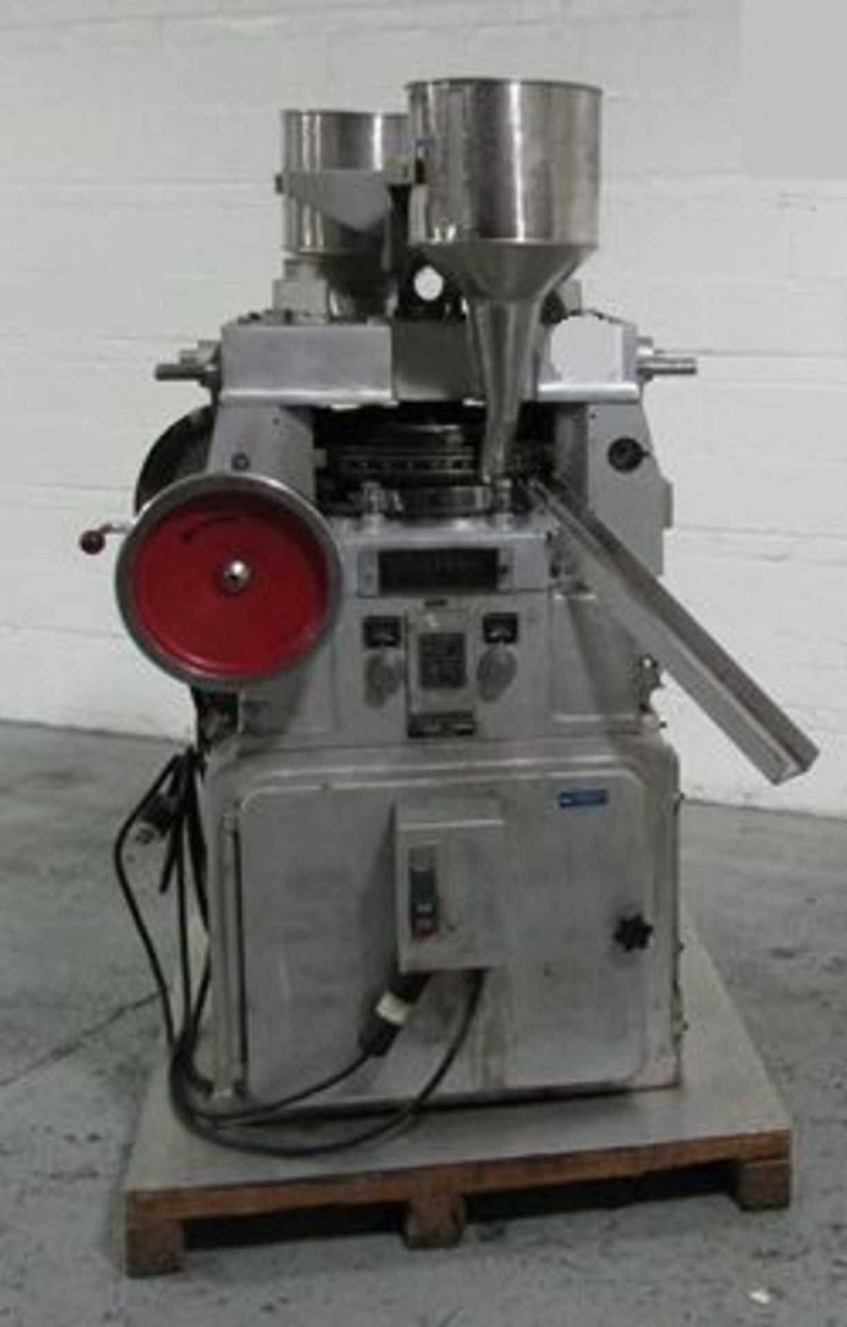 ZP rotary tablet press, model ZP37, 37 station, 60 Kn compression pressure, double sided, 12 mm max - Image 3 of 11