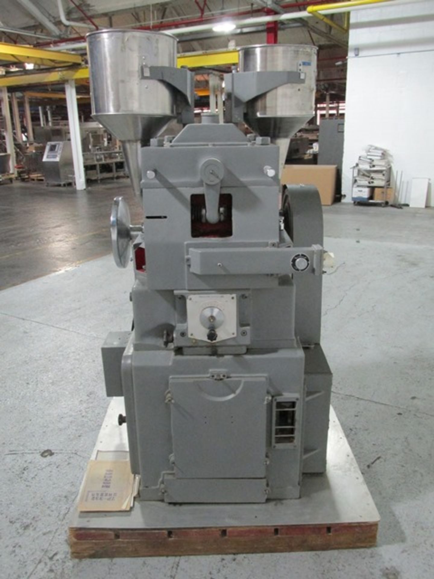 ZP rotary tablet press, model ZPY33, 33 station, 60 kn compression pressure, double sided - Image 4 of 9
