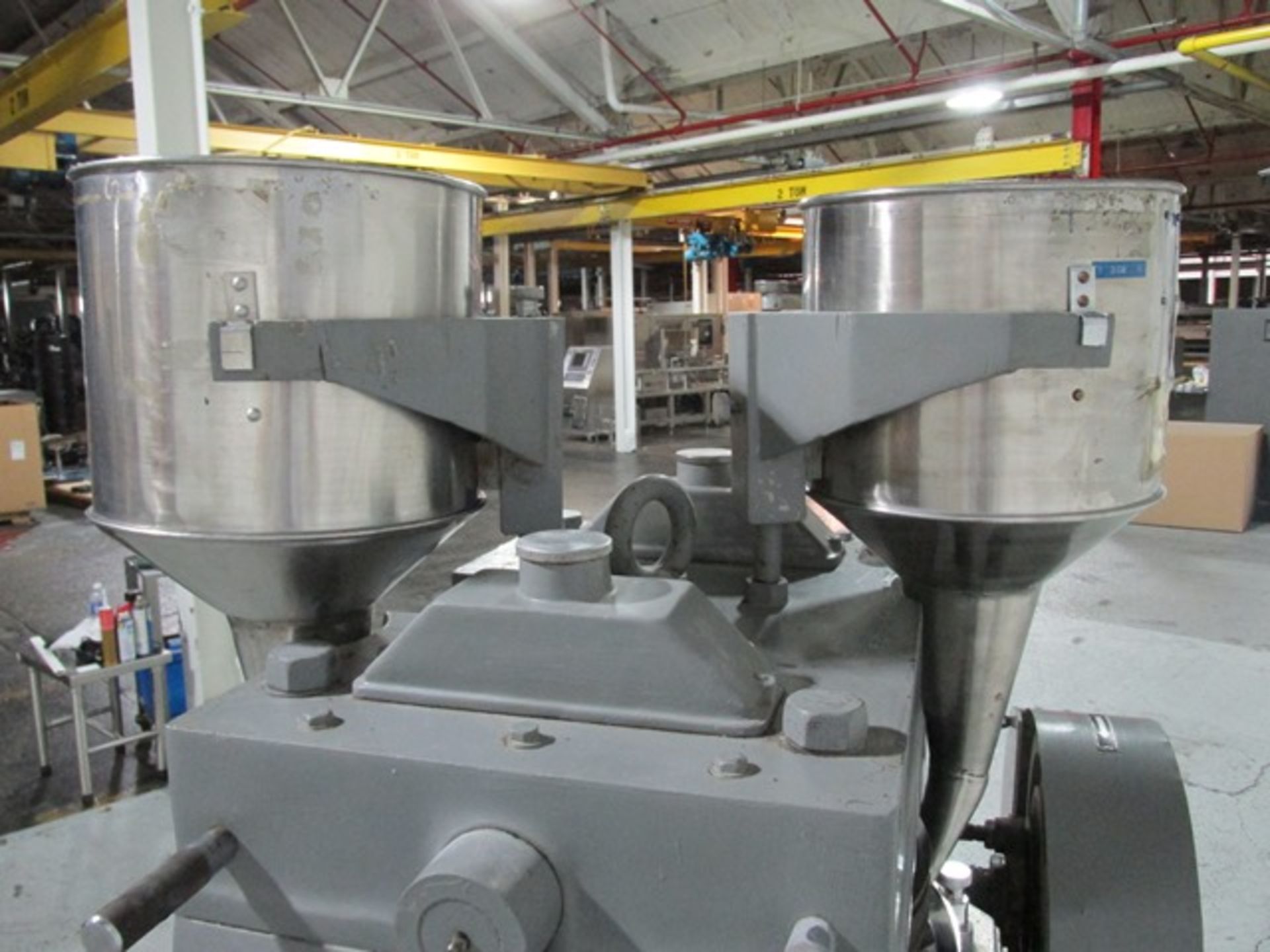 ZP rotary tablet press, model ZPY33, 33 station, 60 kn compression pressure, double sided - Image 5 of 9