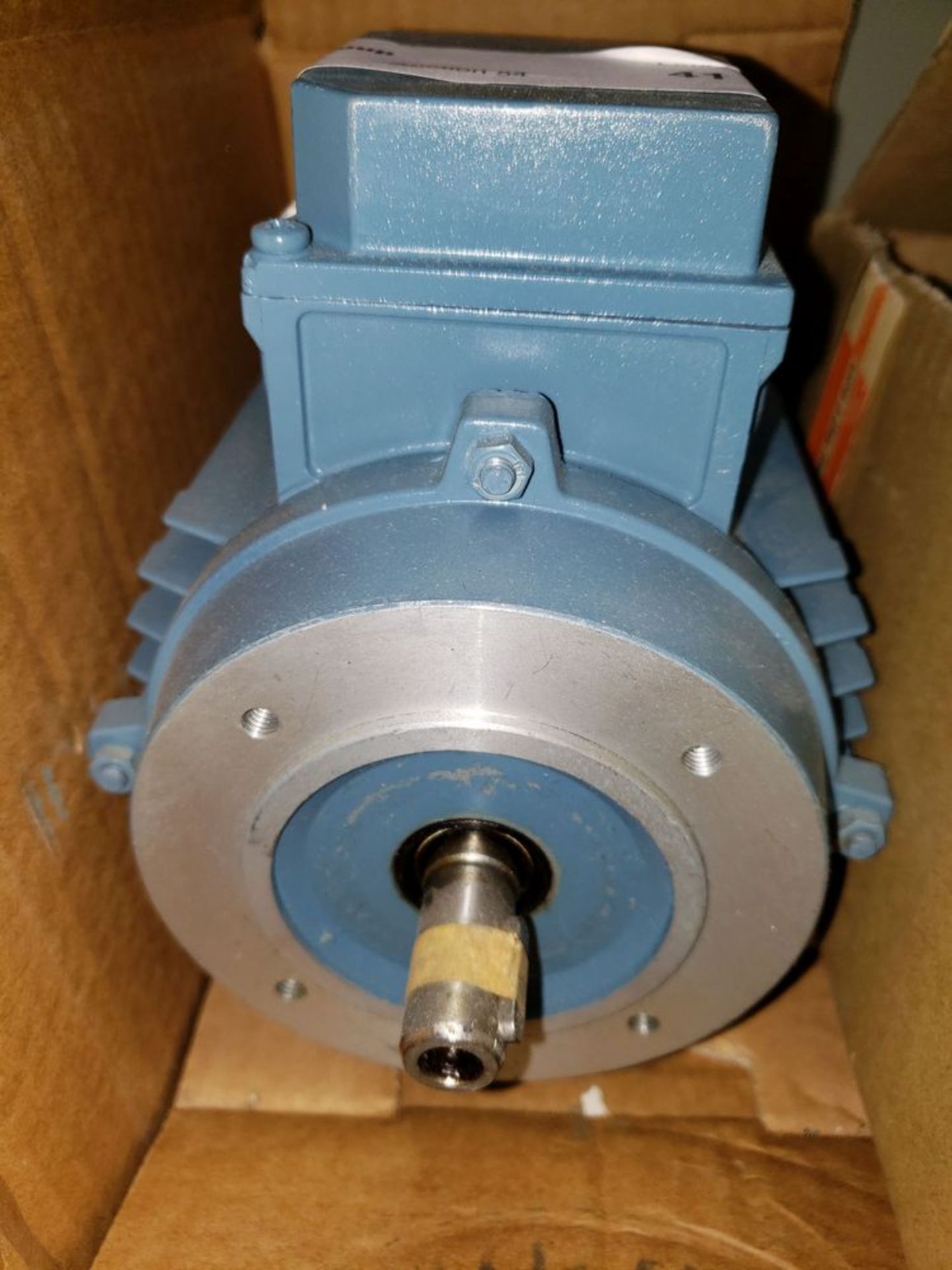 Lot of (2) ABB DC motors, with (1) gearbox, un in boxes, 0.37 and 0.45 kW motors. - Image 6 of 12