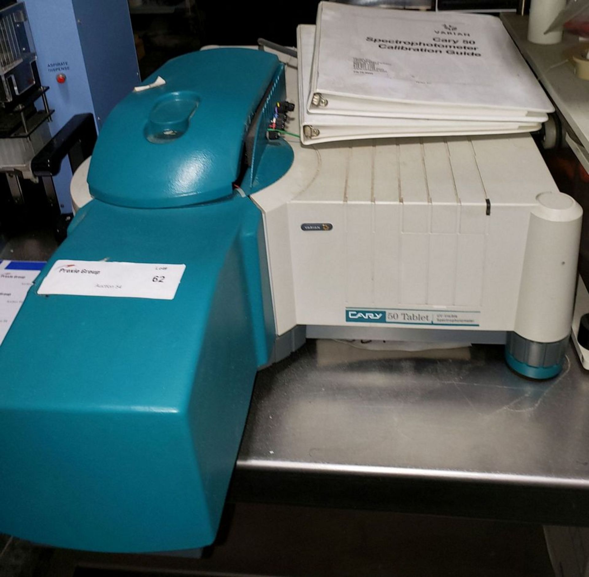 Varian UV Spectrometer, model Cary 50, serial #EL04103078. - Image 4 of 6