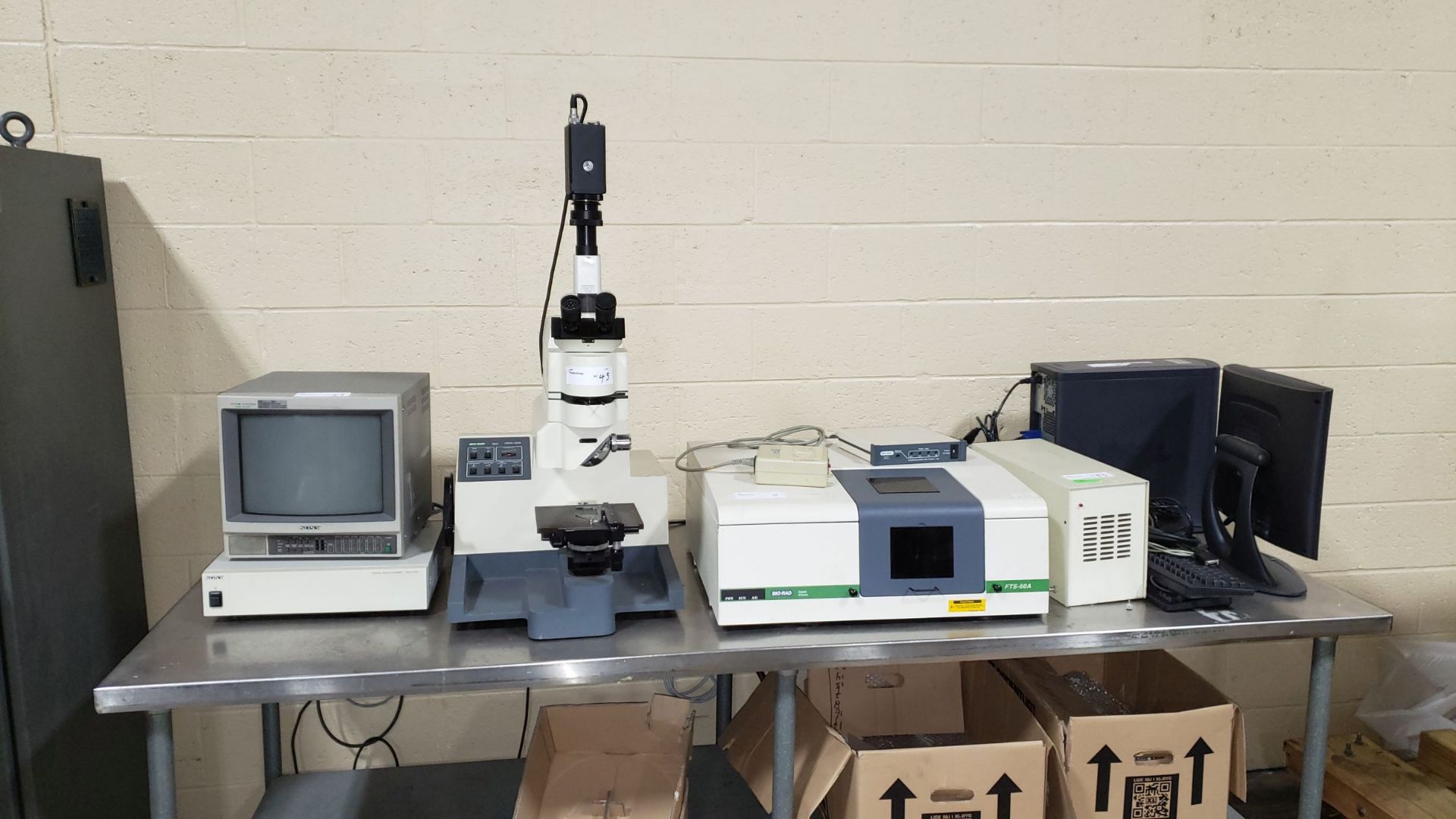 BIO RAD FTS60A/ 896 Spectrometer, BIO RAD UMA500 Microscope and DIGILAB FTIR Spectrometer