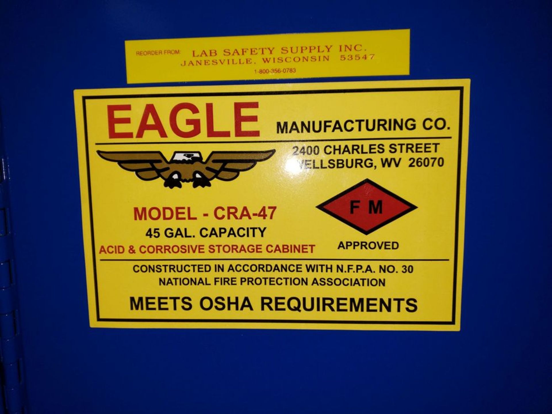 Un Eagle Corrosives containment cabinet, 45 gal capacity, model CRA-47 - Image 7 of 9