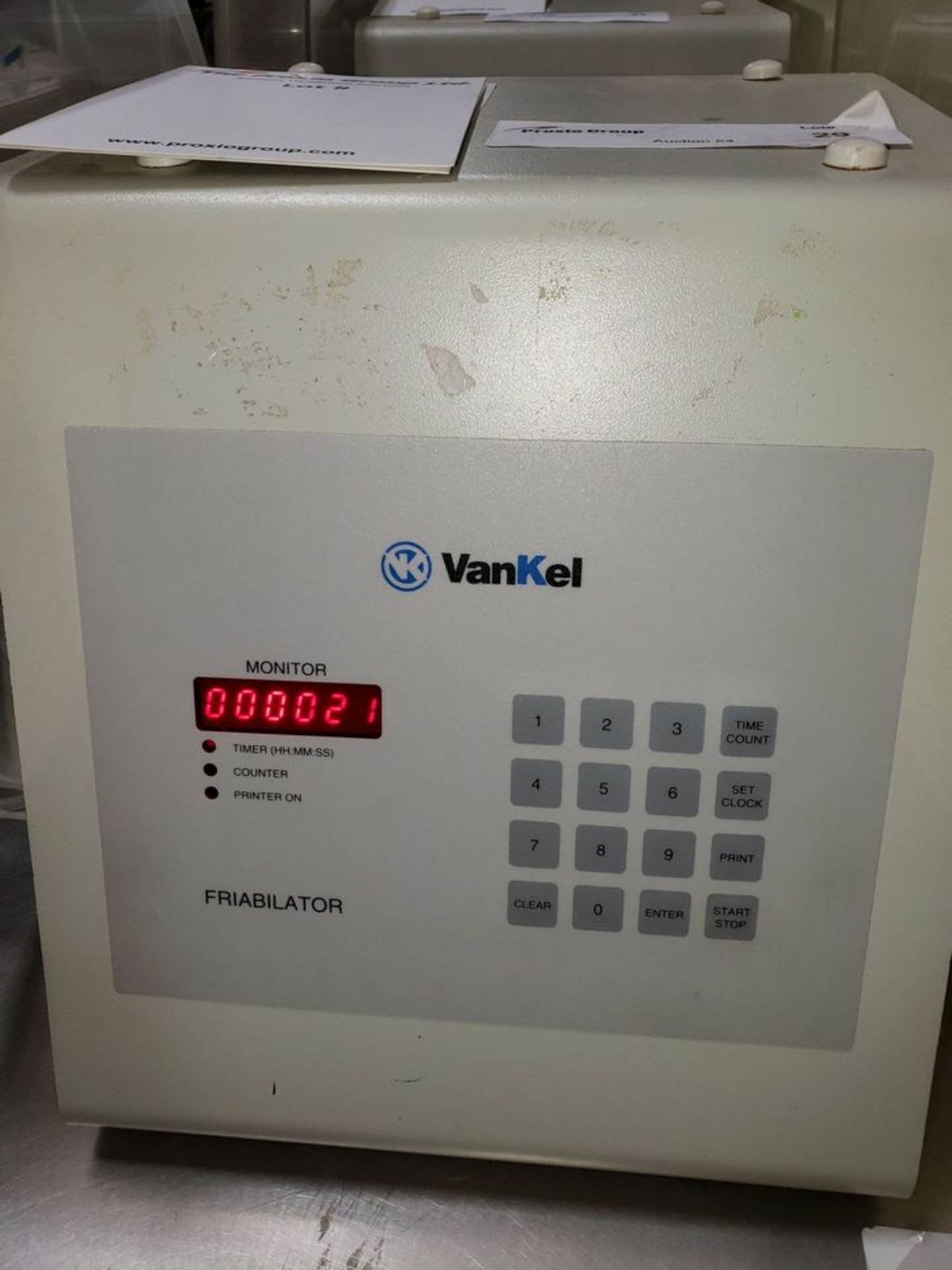 Vankel friability tester, model 45-2000, dual plastic friability drums, 115 volt - Image 4 of 5